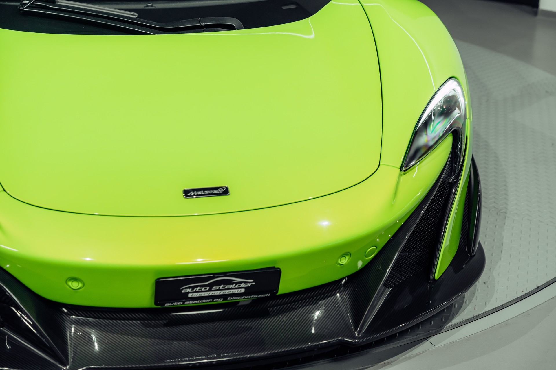 McLAREN 675LT Spider 3.8 V8 SSG-image-20