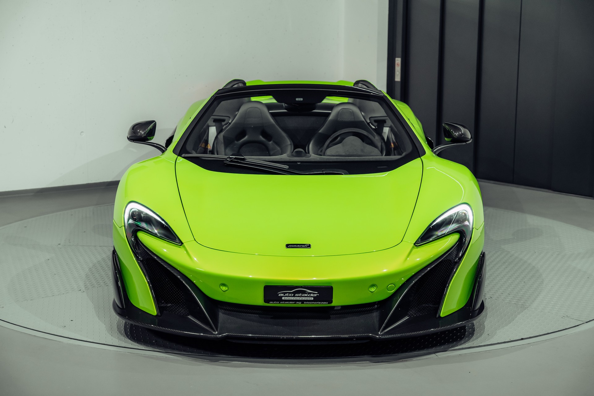 McLAREN 675LT Spider 3.8 V8 SSG-image-18