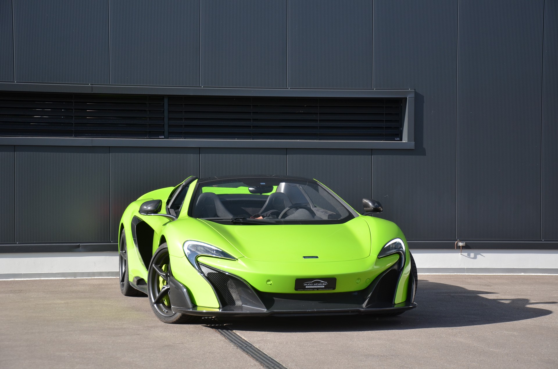 McLAREN 675LT Spider 3.8 V8 SSG-image-12