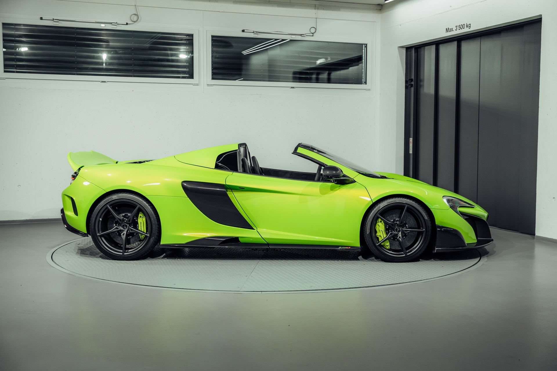 McLAREN 675LT Spider 3.8 V8 SSG-image-4