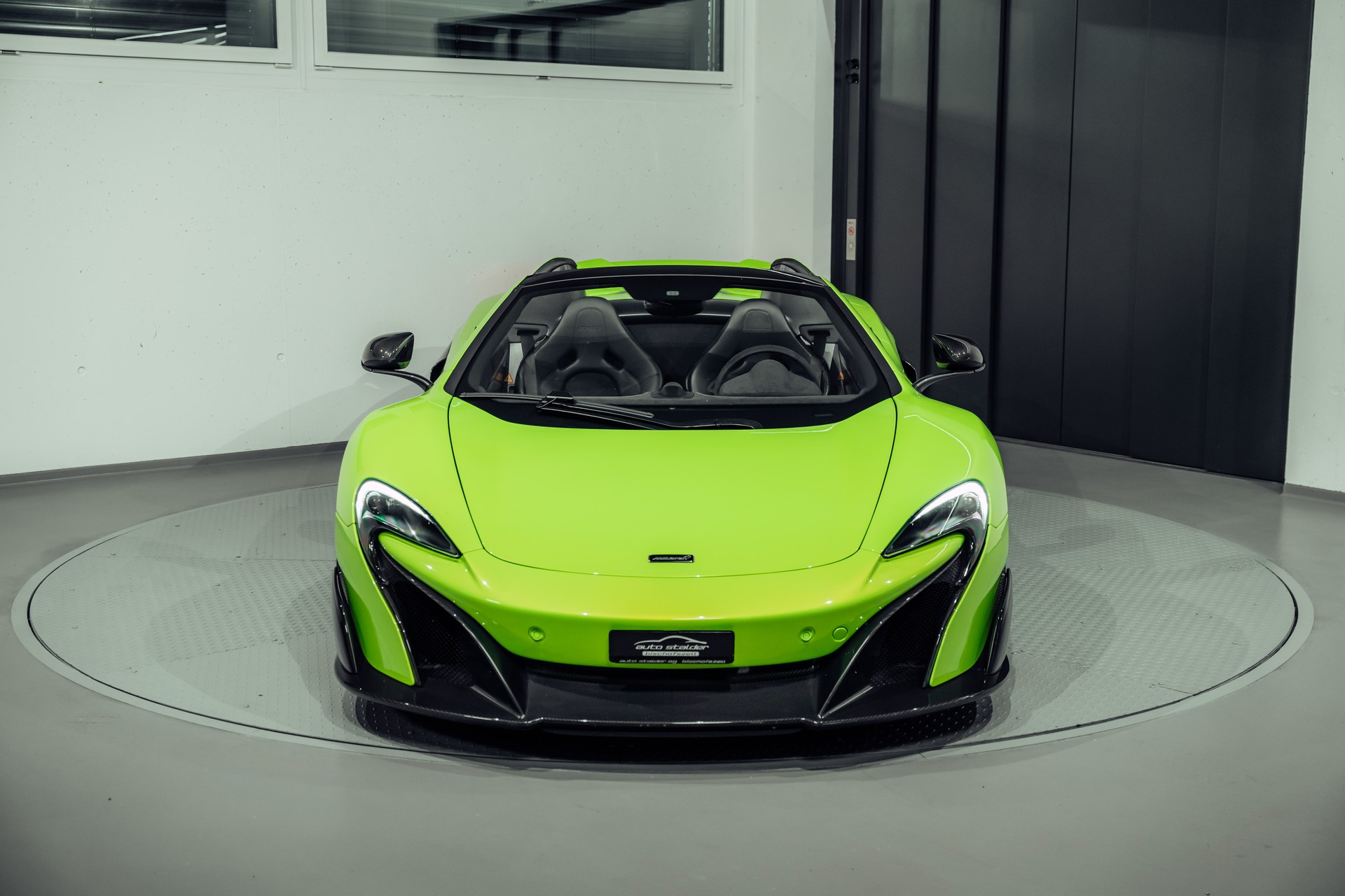 McLAREN 675LT Spider 3.8 V8 SSG-image-17