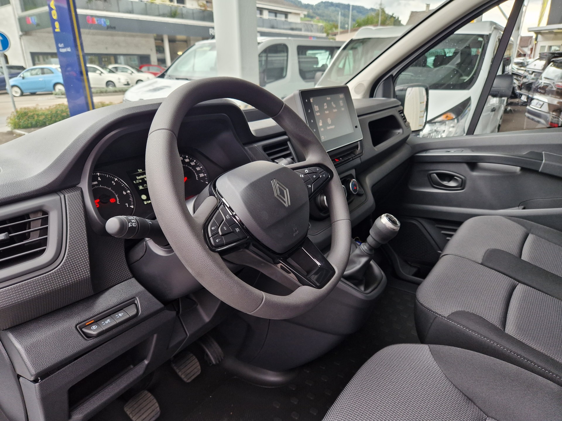 RENAULT Trafic Kaw. 2.8 t L1 H1 2.0 dCi Blue 110 Advance-image-6