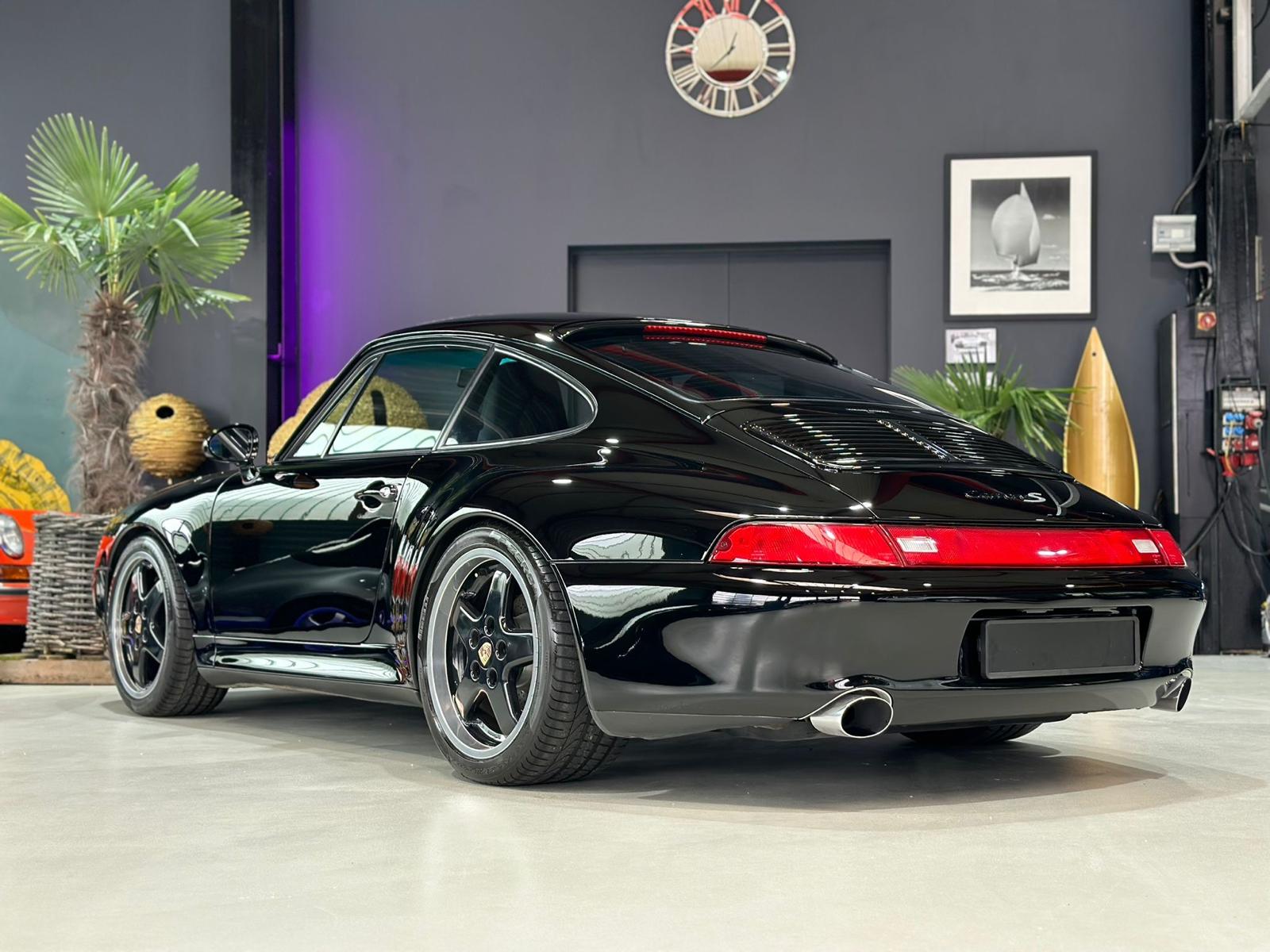 PORSCHE 911 Carrera S-image-12
