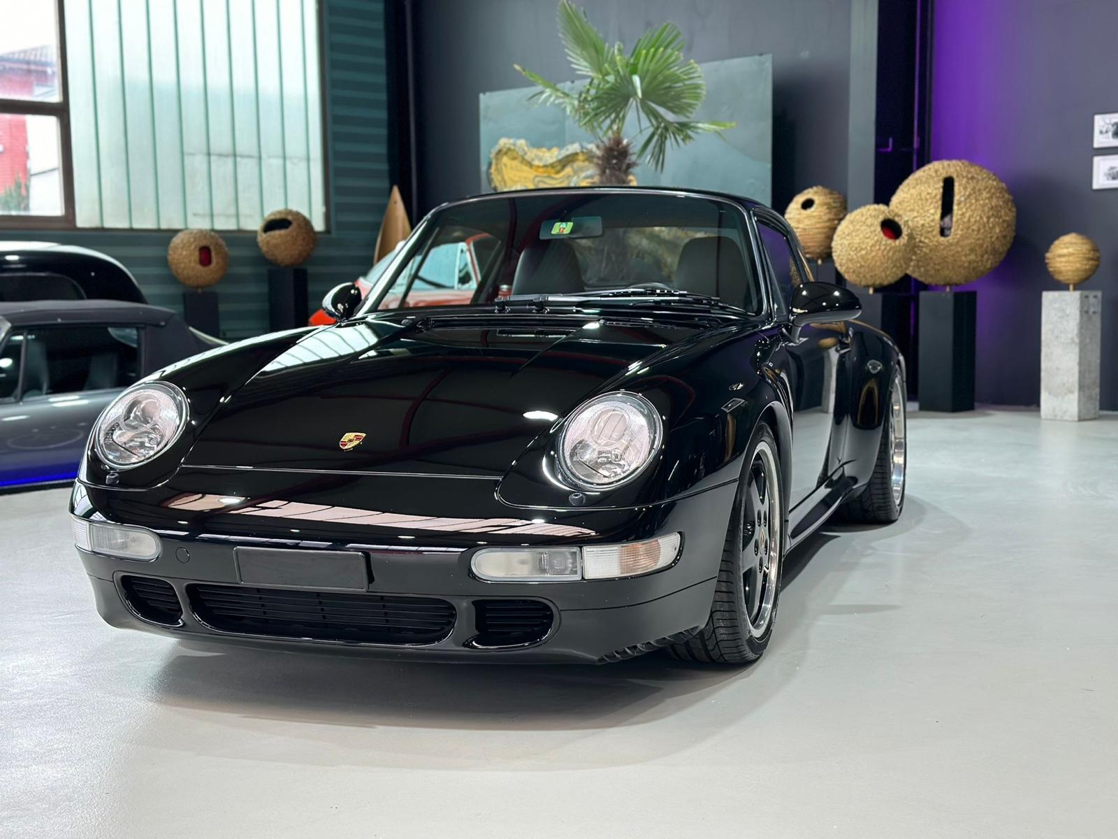 PORSCHE 911 Carrera S-image-2