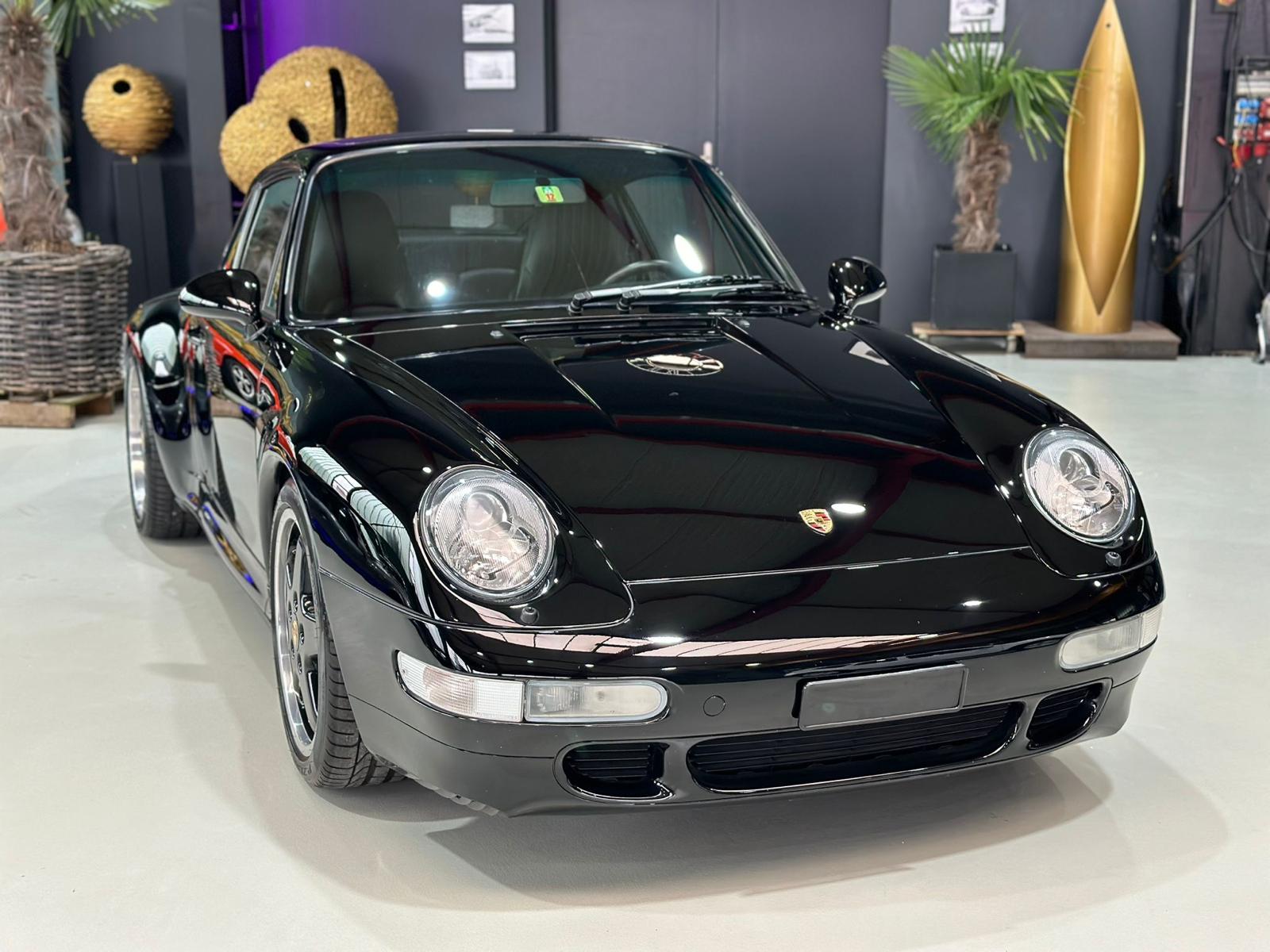 PORSCHE 911 Carrera S-image-1