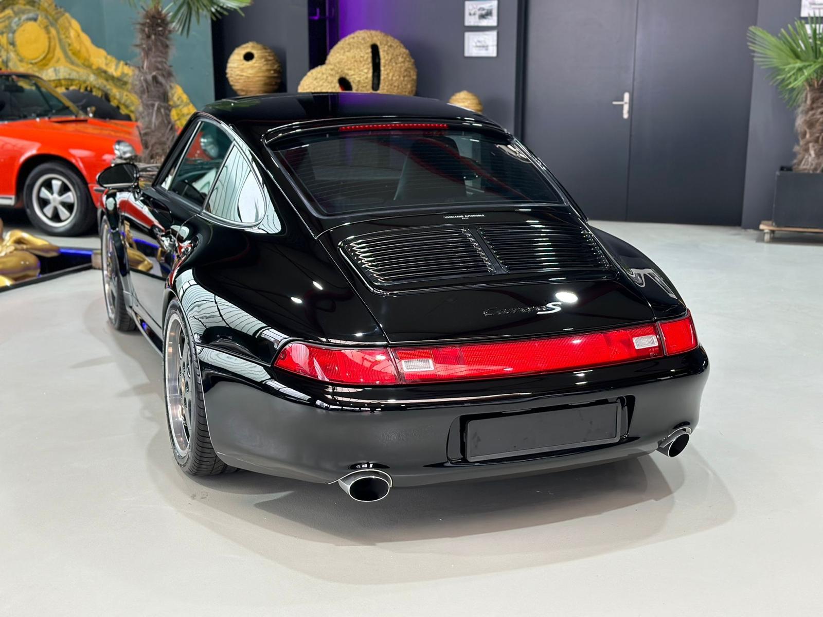 PORSCHE 911 Carrera S-image-13