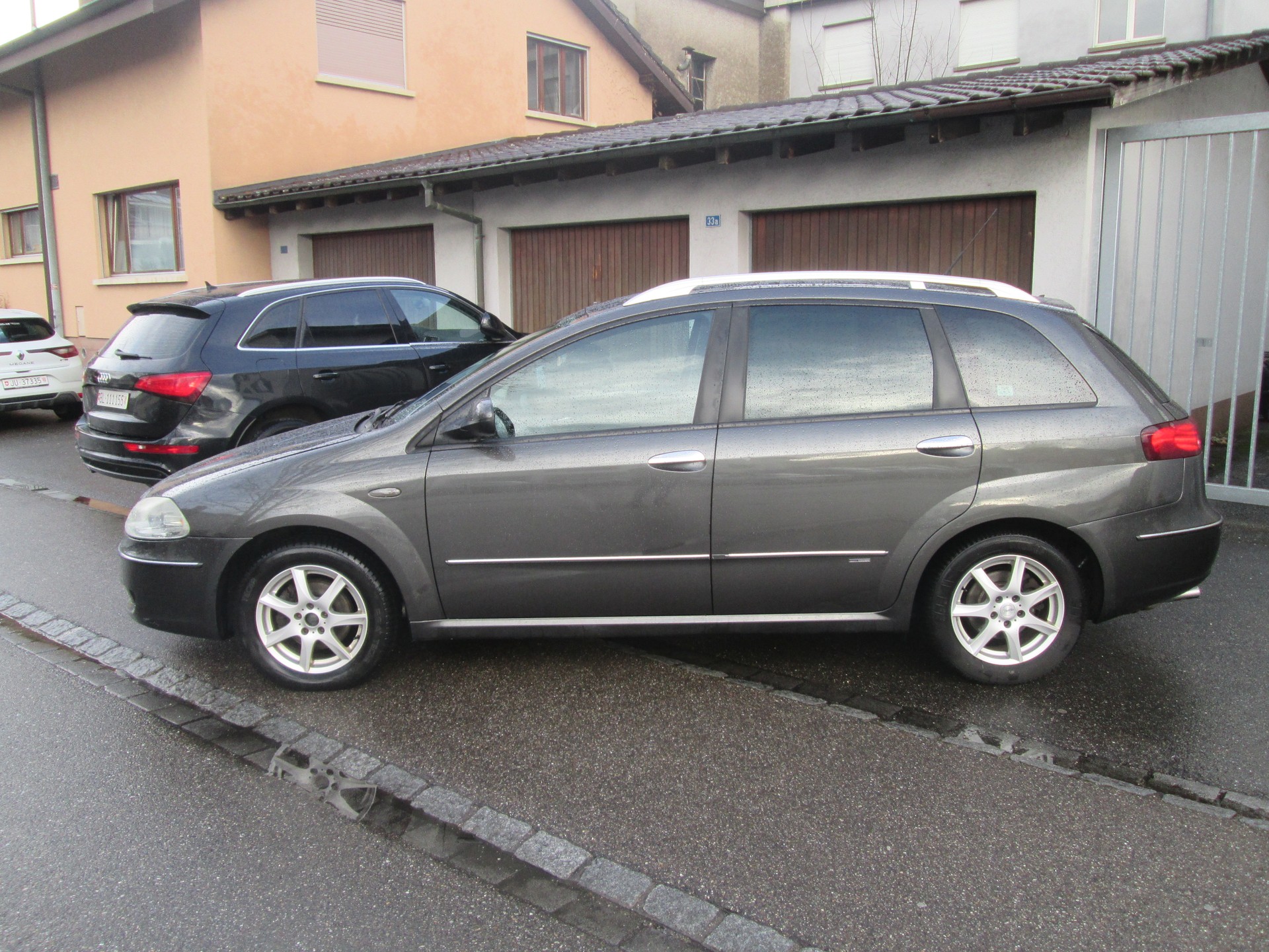 FIAT Croma 2.2 Emotion-image-1