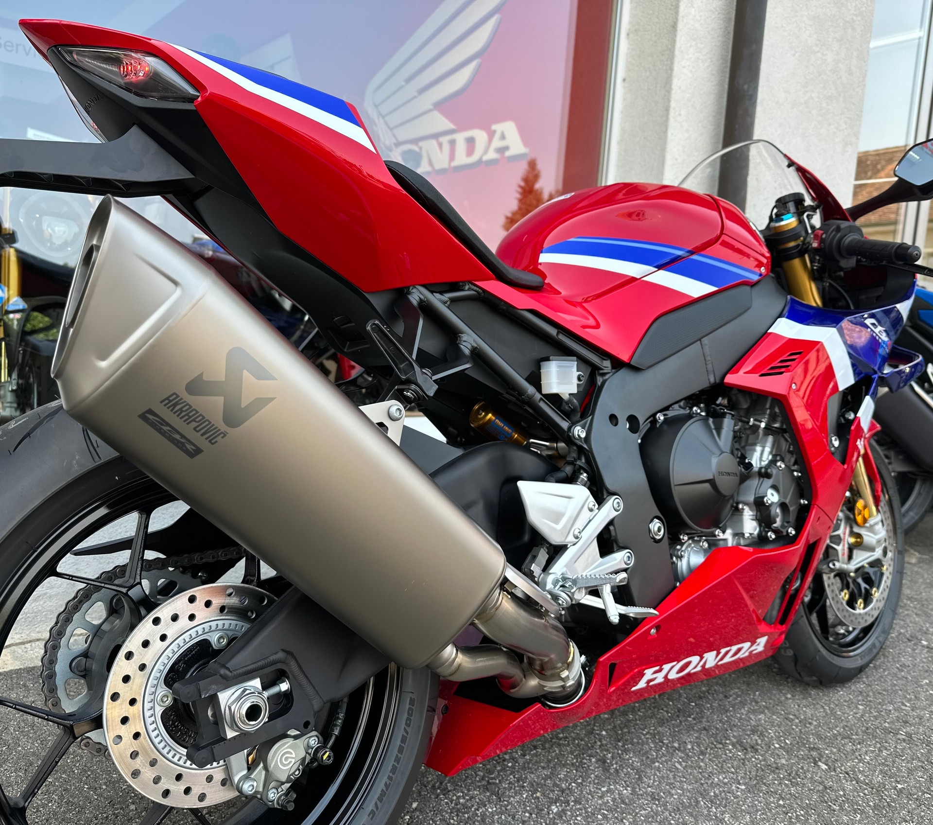 HONDA CBR 1000 RR-R Fireblade SP-image-7