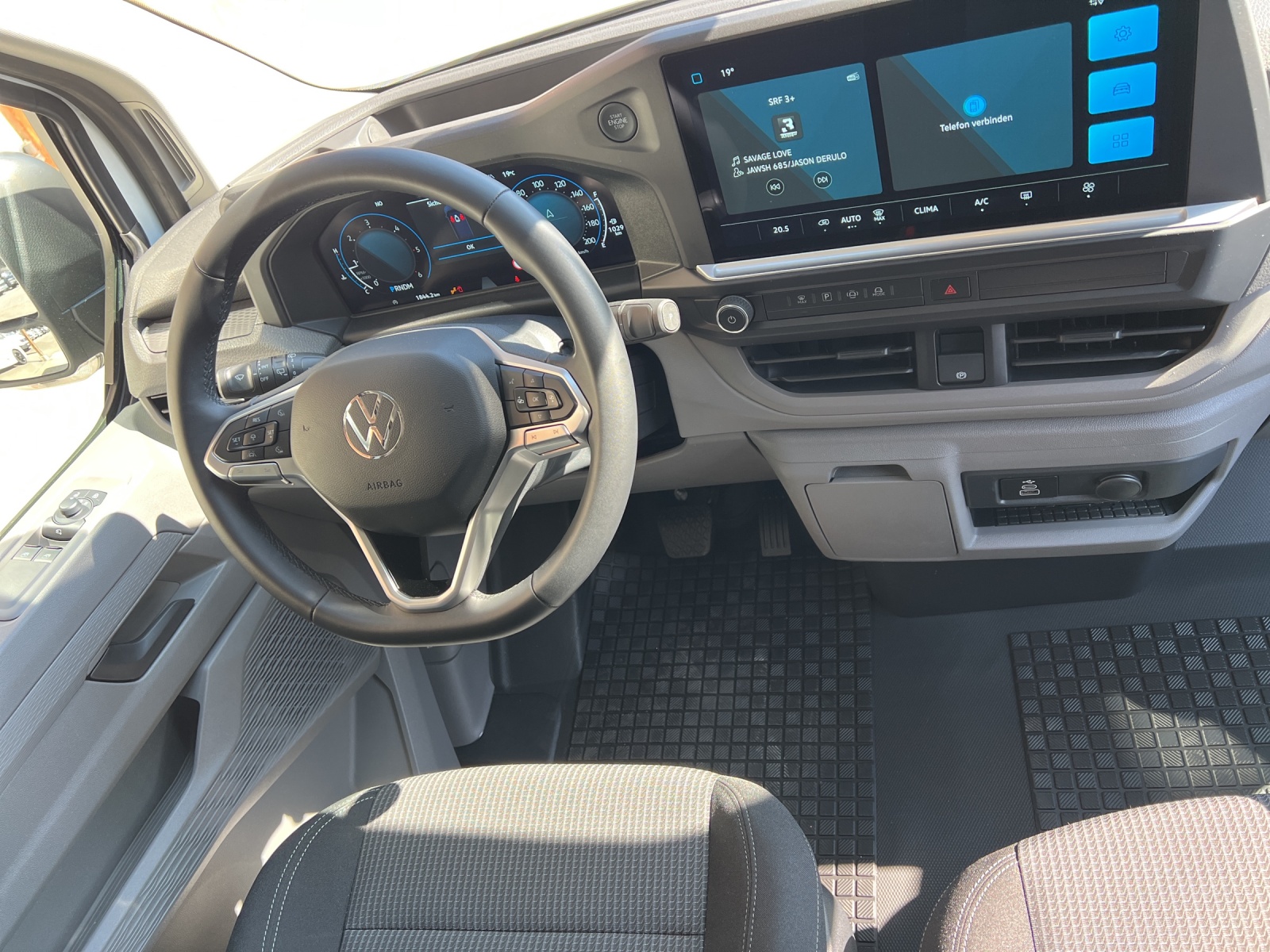VW Transporter 2.0 TDI Automat-image-7