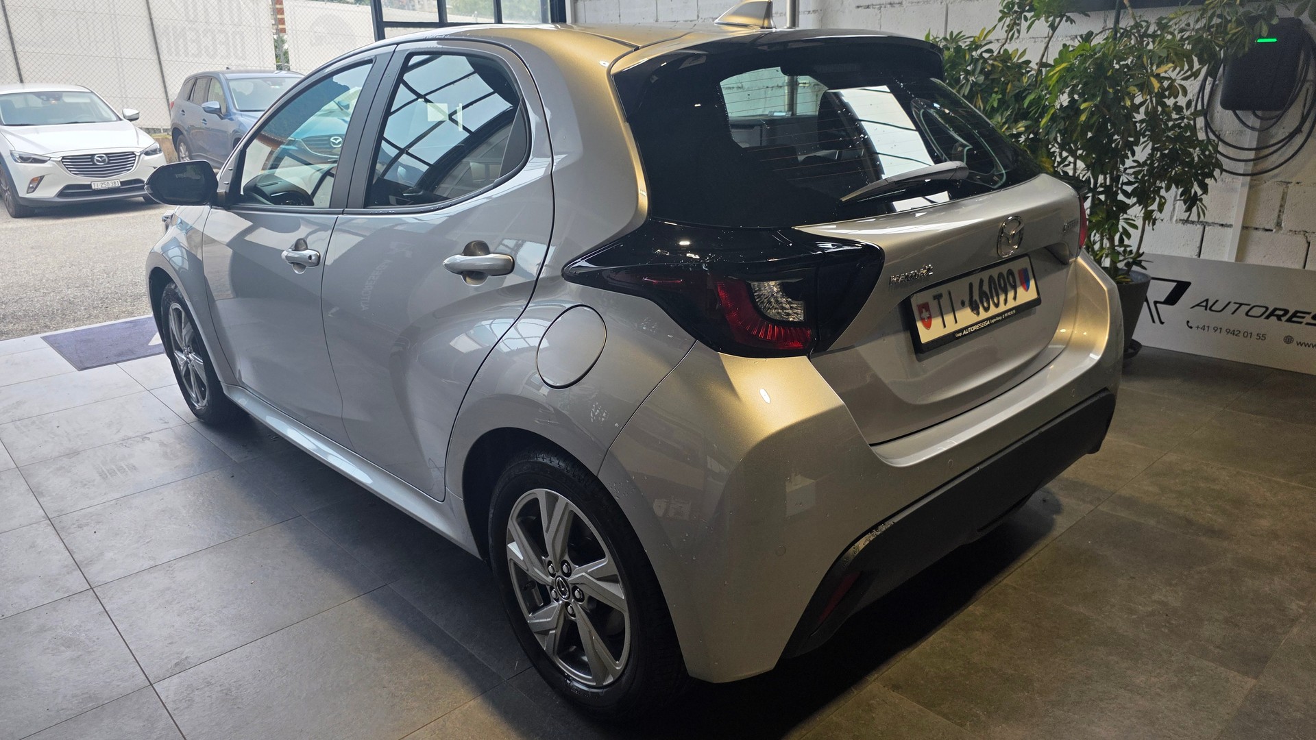 MAZDA 2 Hybrid Exclusive-line-image-3