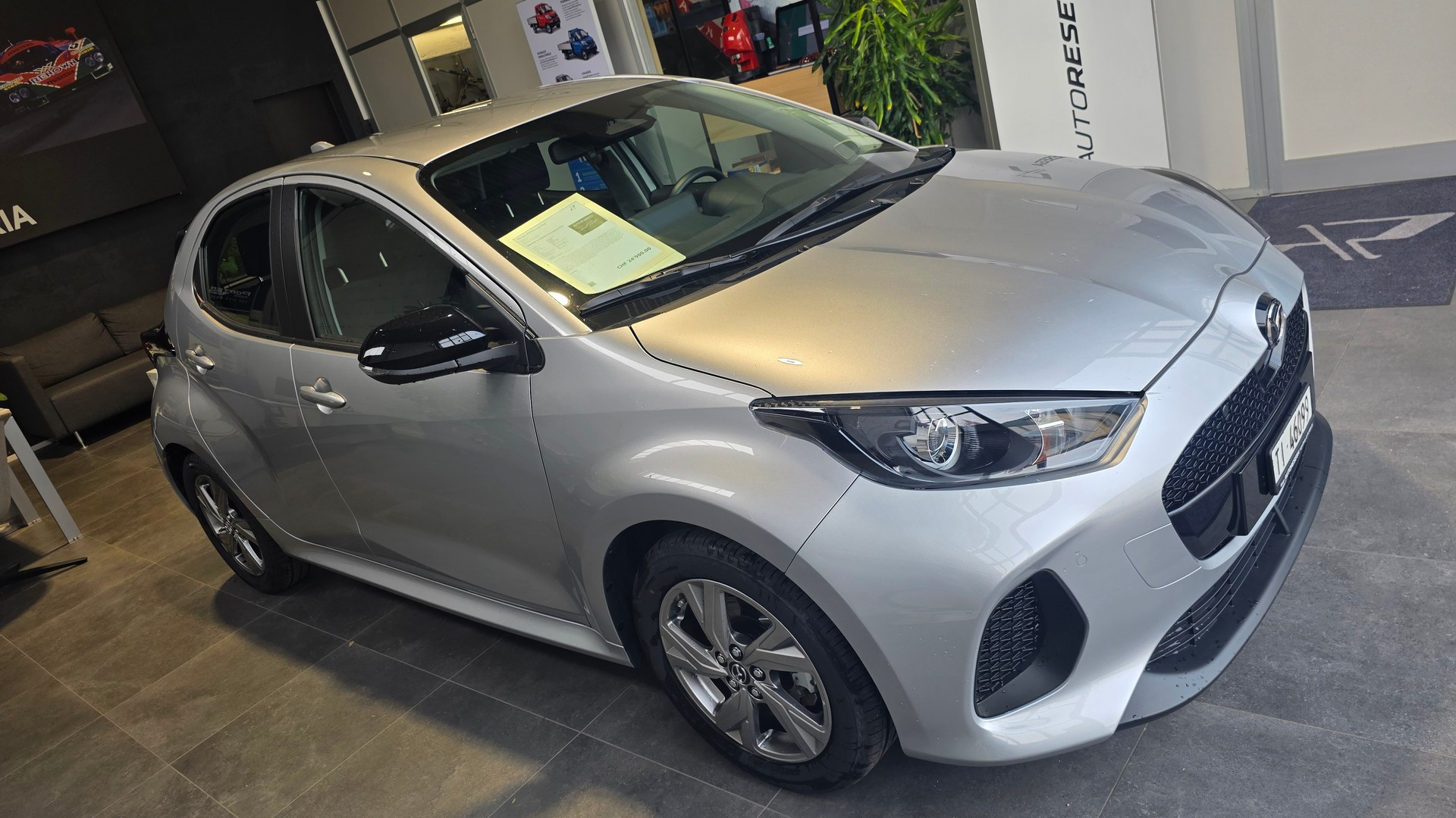 MAZDA 2 Hybrid Exclusive-line