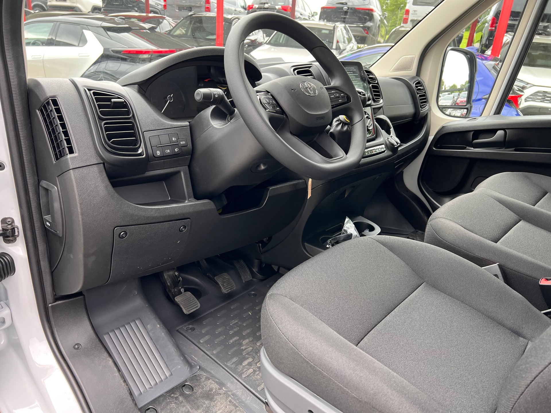 TOYOTA PROACE MAX Kab.-Pick-up 3.5 L3 2.2 D Active Heavy-image-7