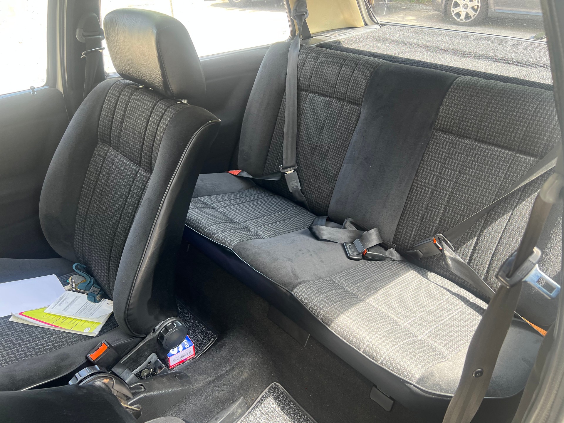 VW Golf 1300 GL-image-7