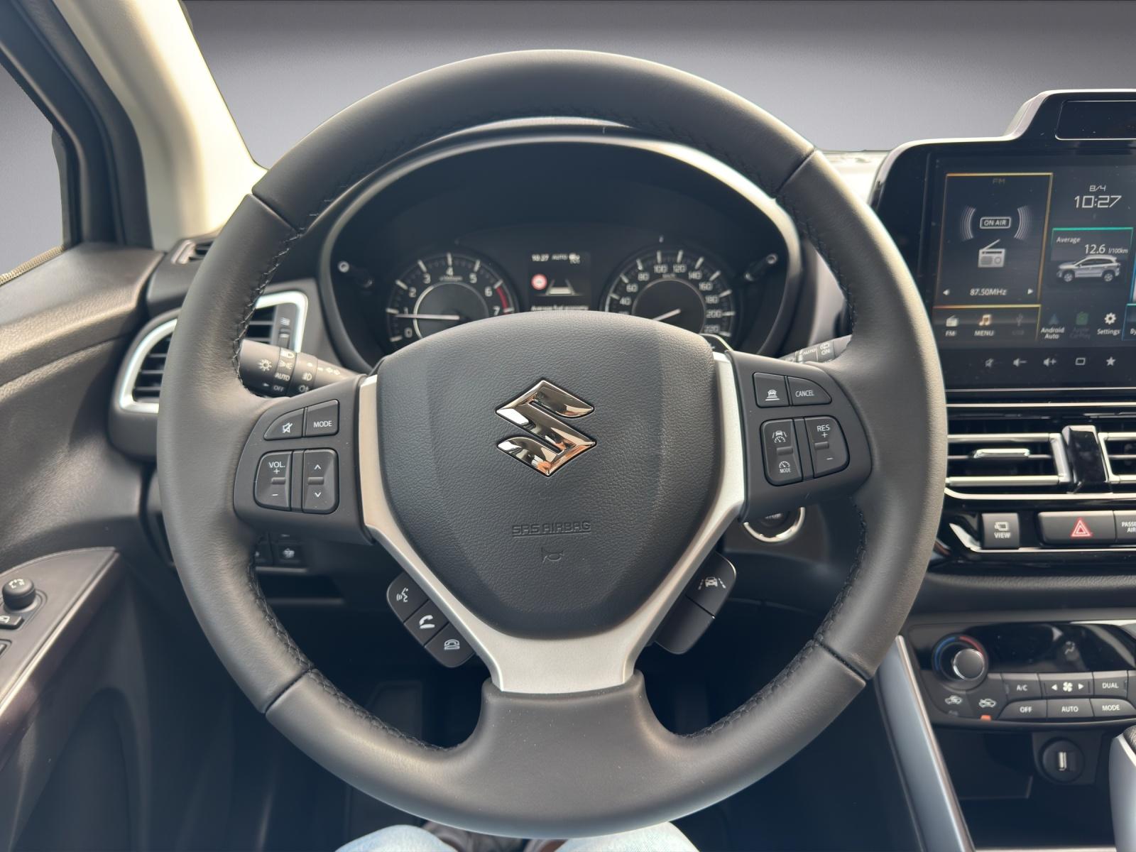 SUZUKI S-Cross 1.4 T Compact Top Hybrid 4x4-image-12