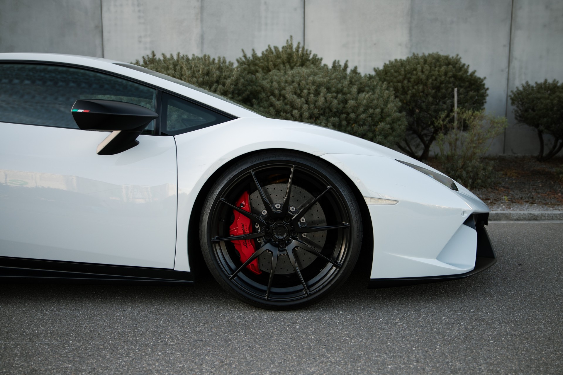 LAMBORGHINI Huracan LP640-4 Coupé Performante DCT-image-7