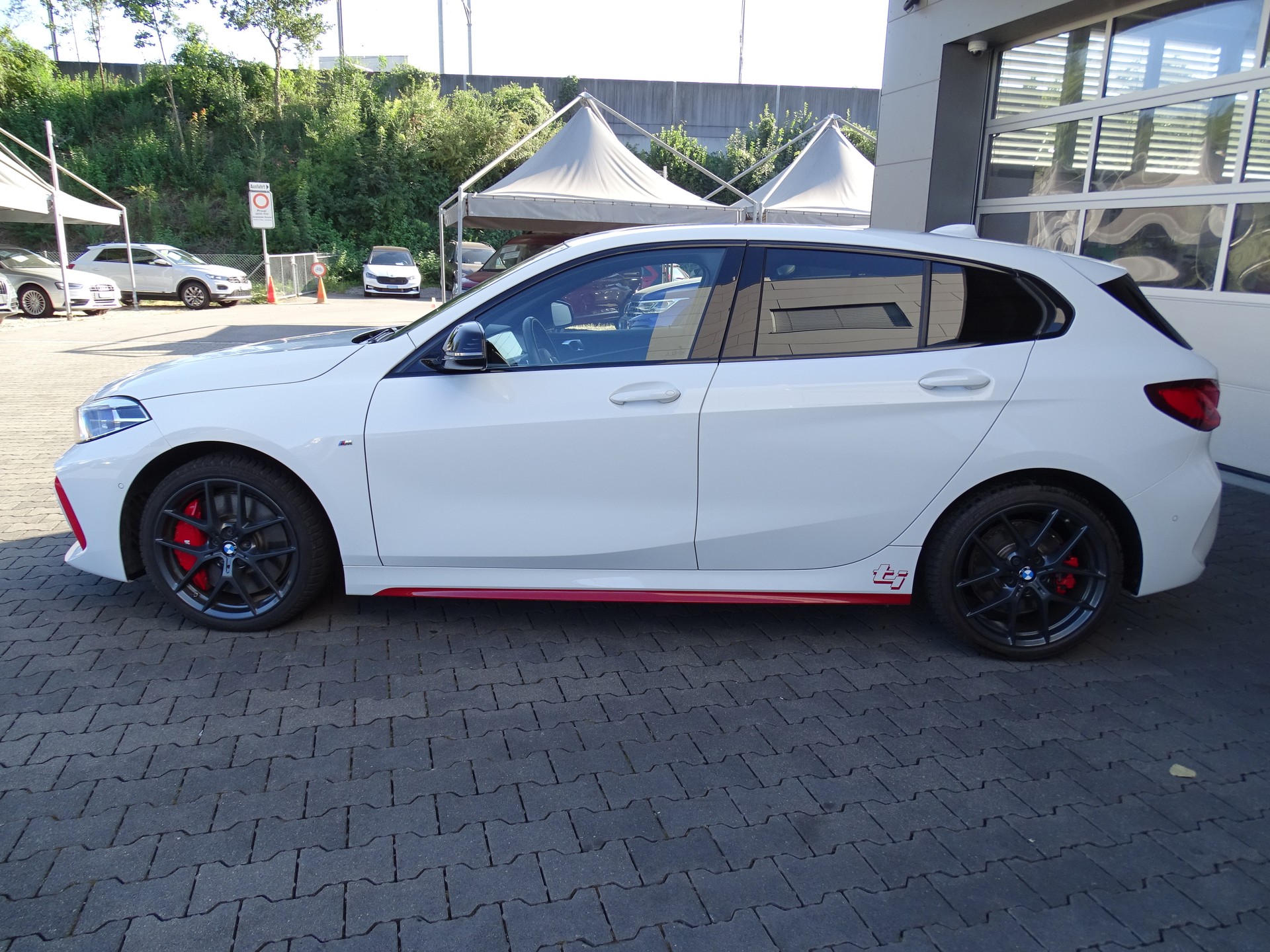 BMW 128ti M Sport Pro Steptronic-image-14