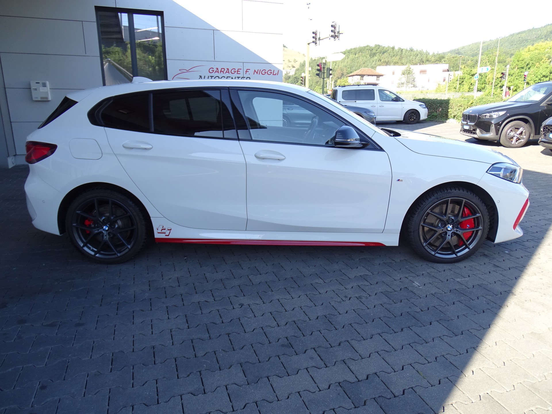 BMW 128ti M Sport Pro Steptronic-image-4