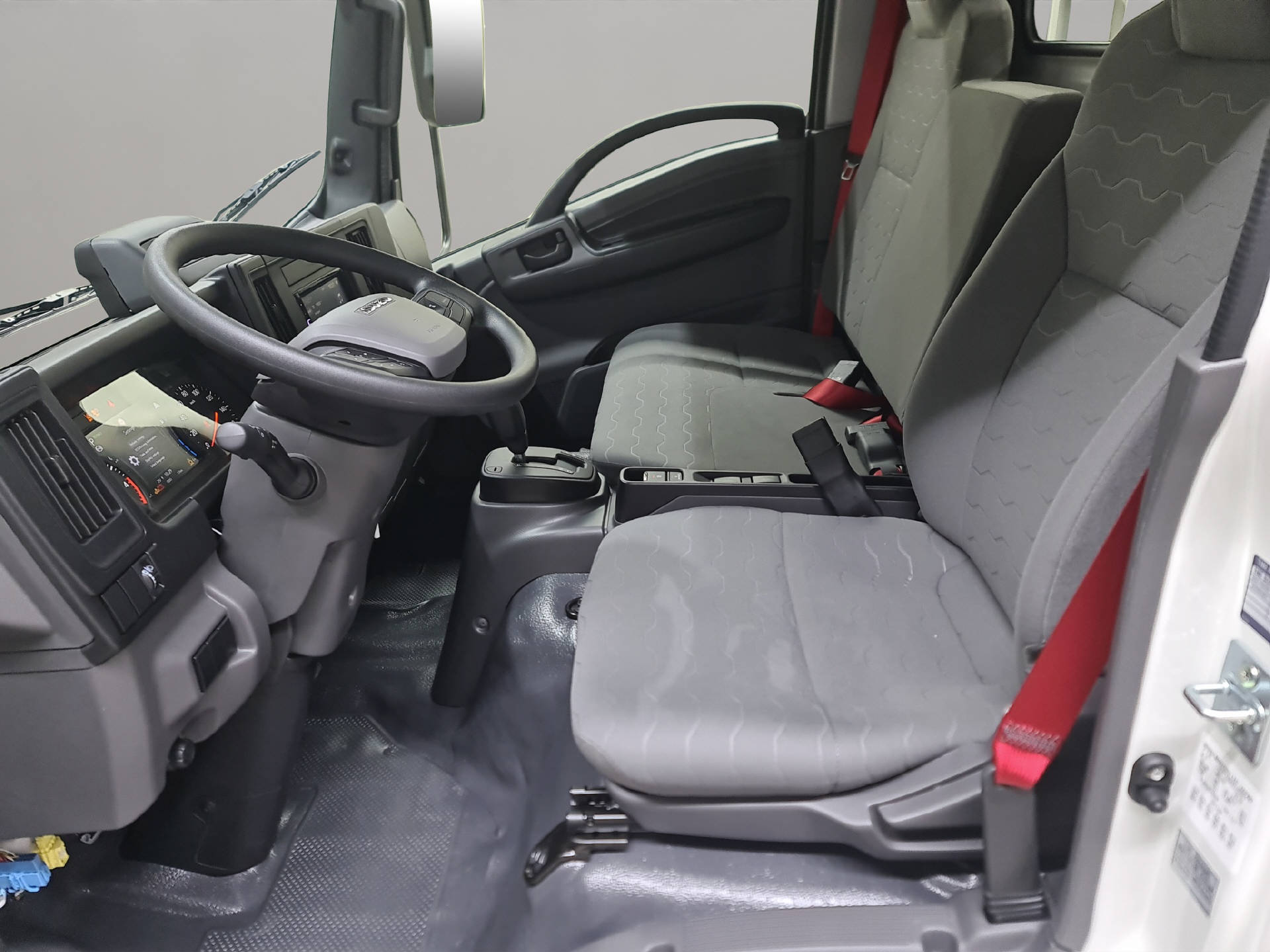 ISUZU M27 Kab.-Ch. F DR 3.0 Ddi ISIM-image-7