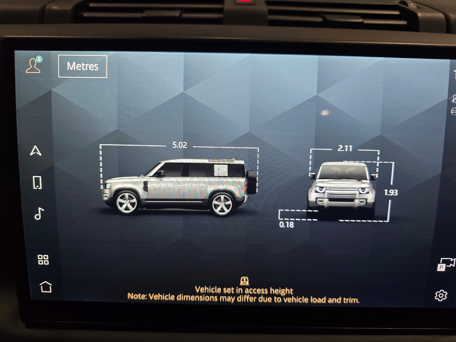 LAND ROVER Defender 110 3.0 D I6 250 X-Dynamic SE-image-12