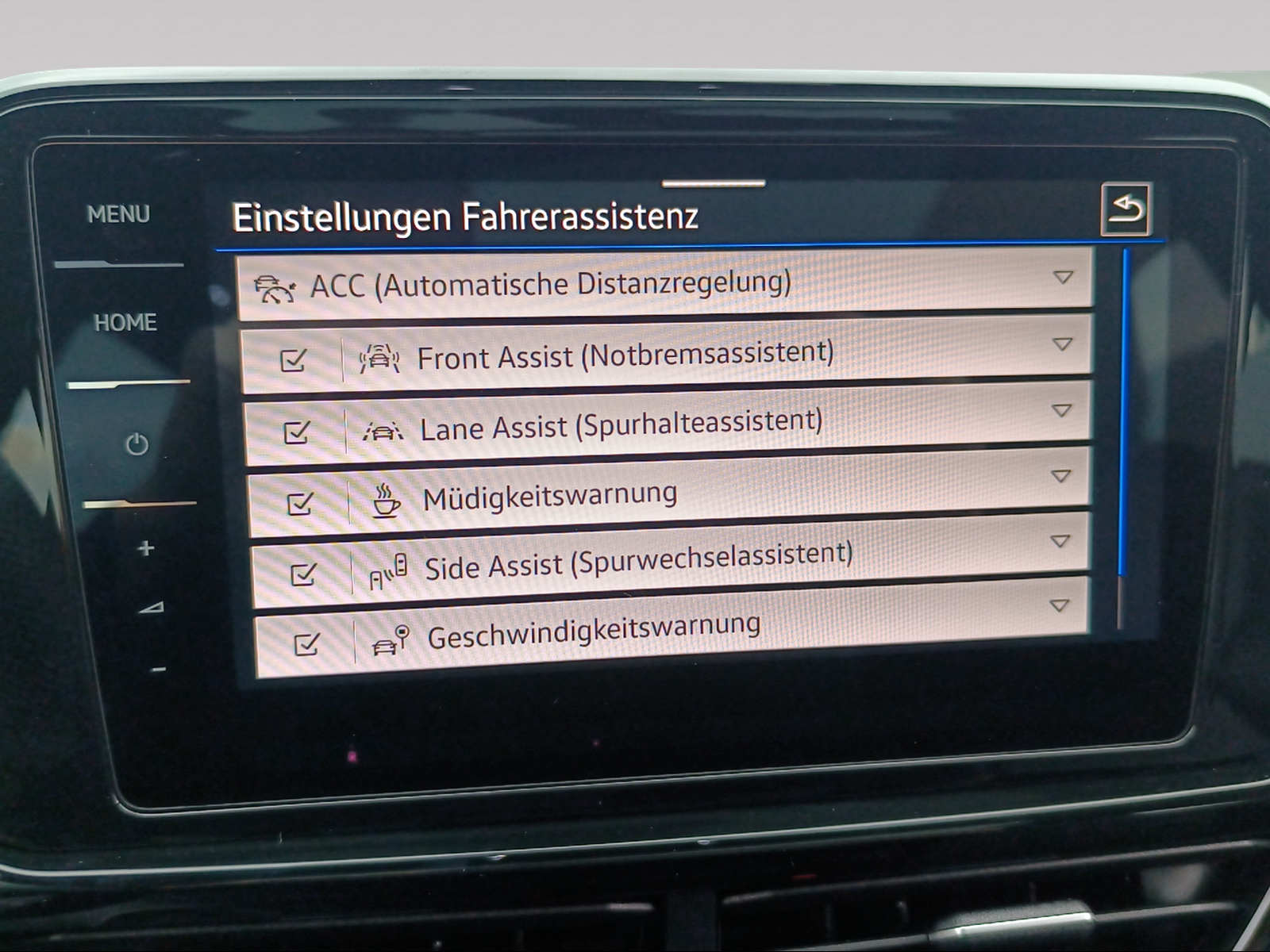 VW T-Roc 2.0 TSI R-Line DSG 4Motion-image-13