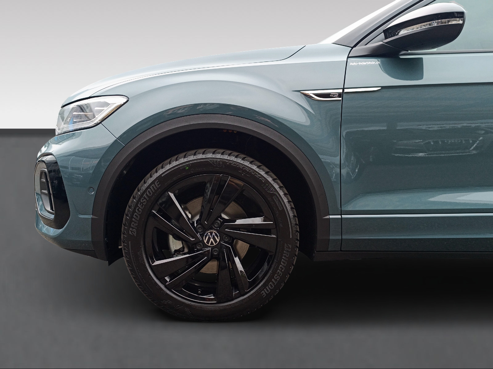 VW T-Roc 2.0 TSI R-Line DSG 4Motion-showroom-element-2