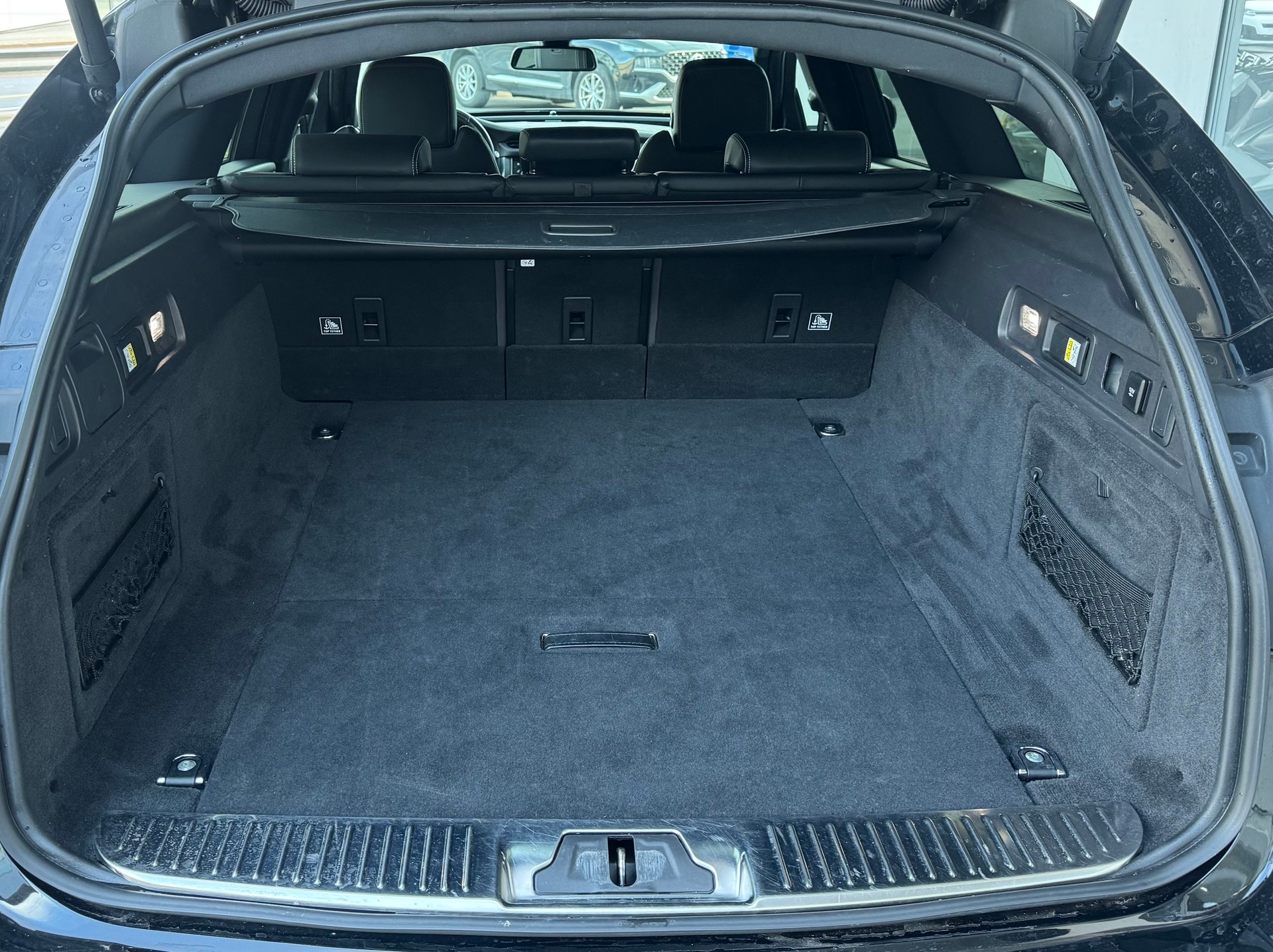 JAGUAR XF Sportbrake 30d S Automatic-image-9
