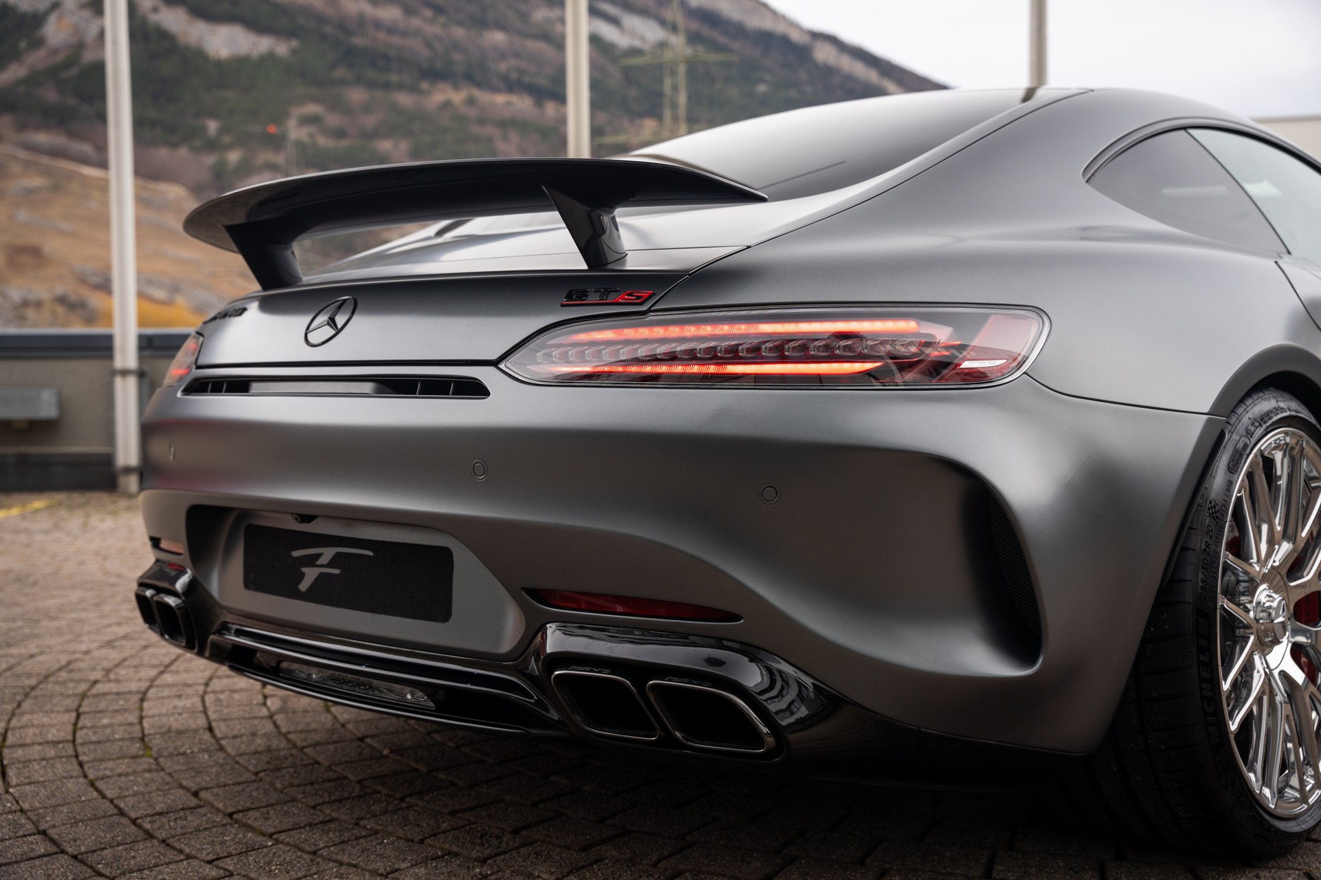 MERCEDES-BENZ AMG GT S Speedshift DCT-image-7