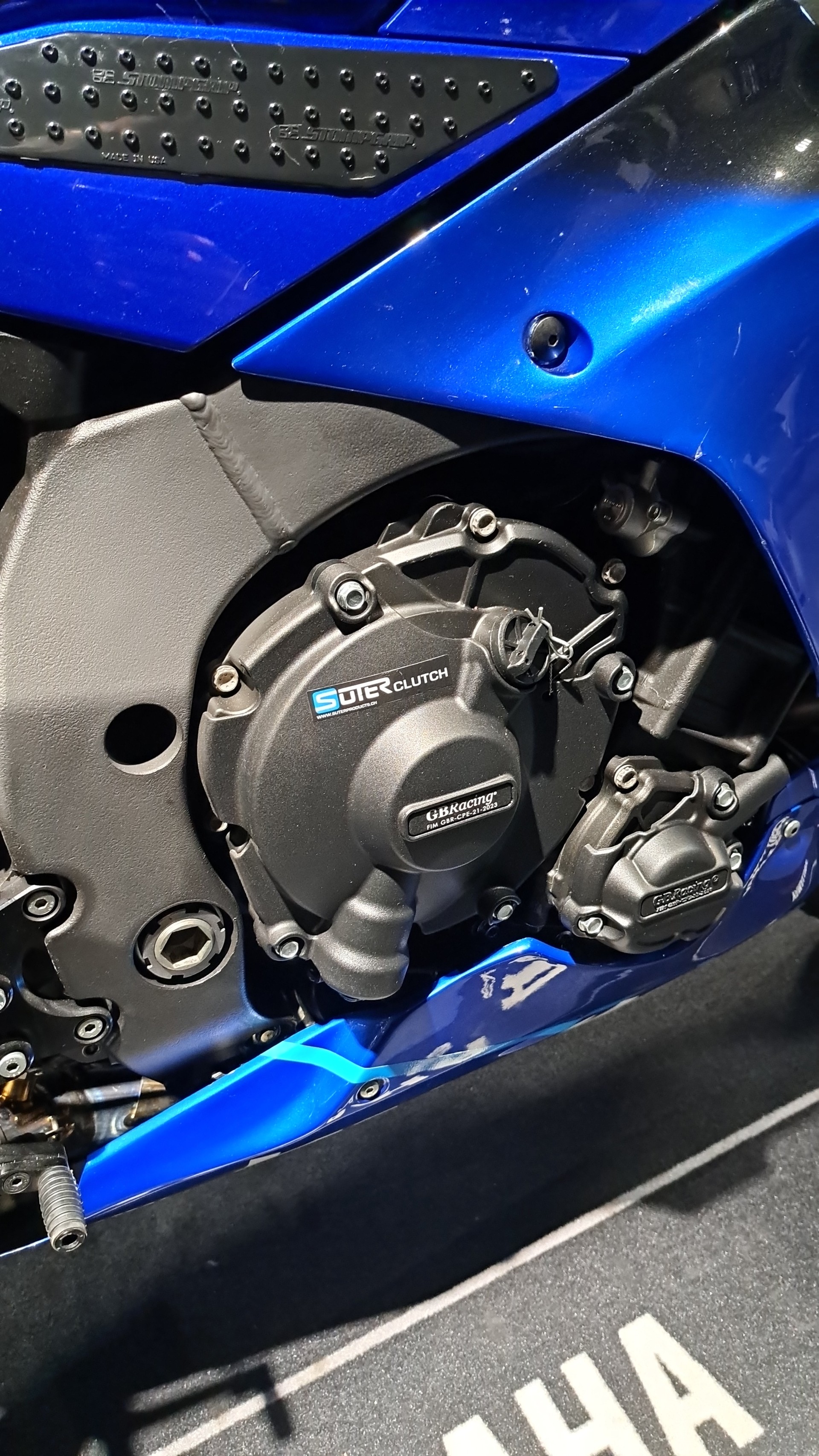 YAMAHA YZF-R1 ABS-image-8