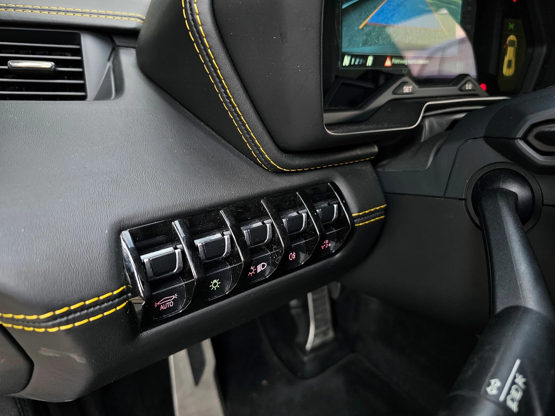 LAMBORGHINI Aventador 6.5 S LP740-4 Coupé E-Gear-image-15