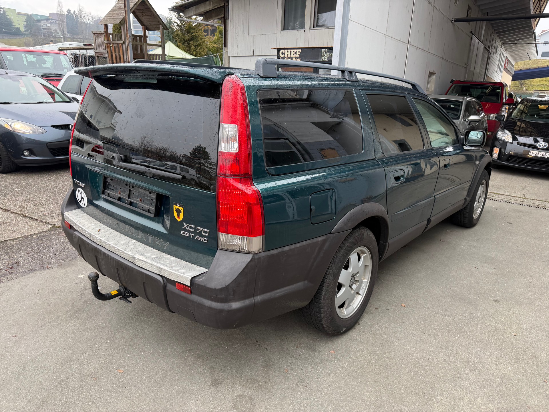 VOLVO XC70 2.5T AWD-image-4