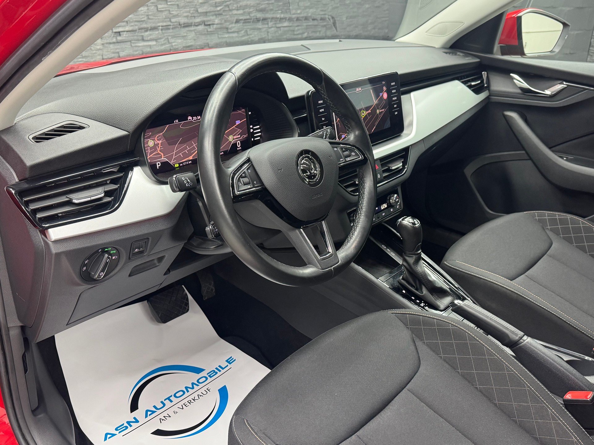 SKODA Scala 1.5 TSI ACT Ambition DSG-image-6