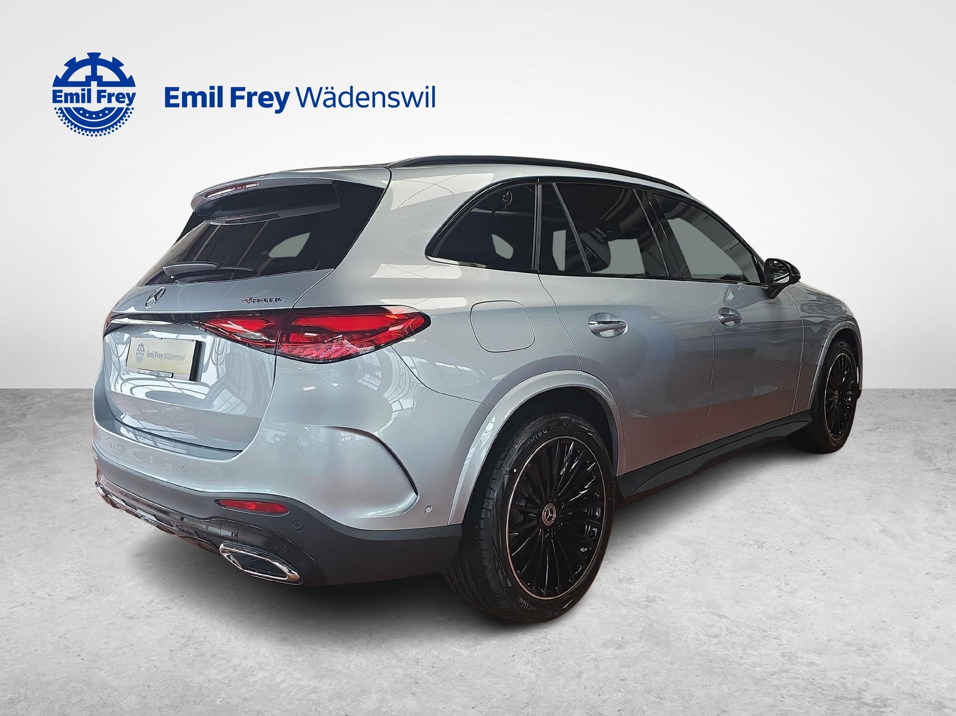 MERCEDES-BENZ GLC 220 d 4MATIC AMG Line-showroom-element-3