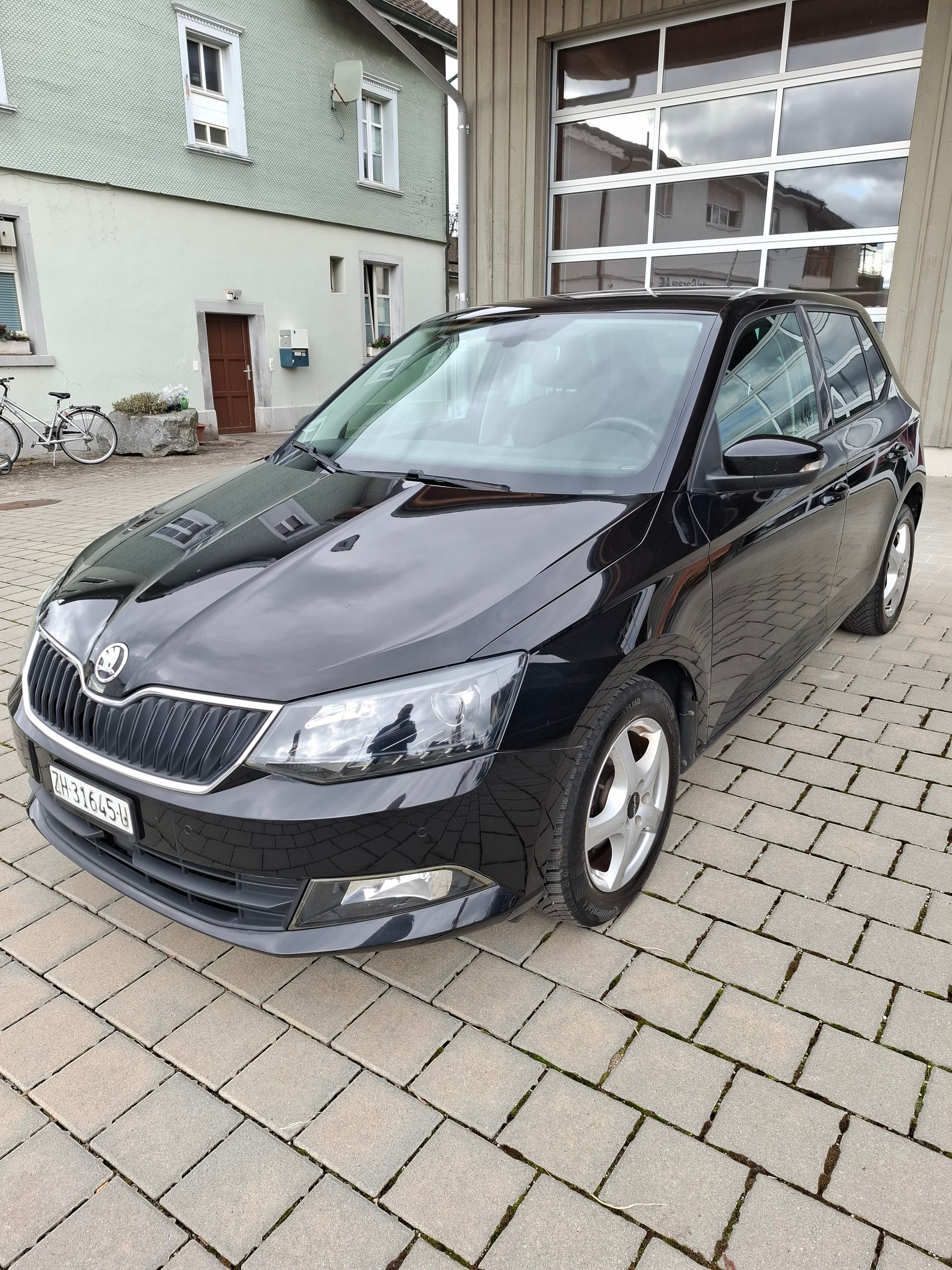 SKODA Fabia 1.2 TSI Ambition