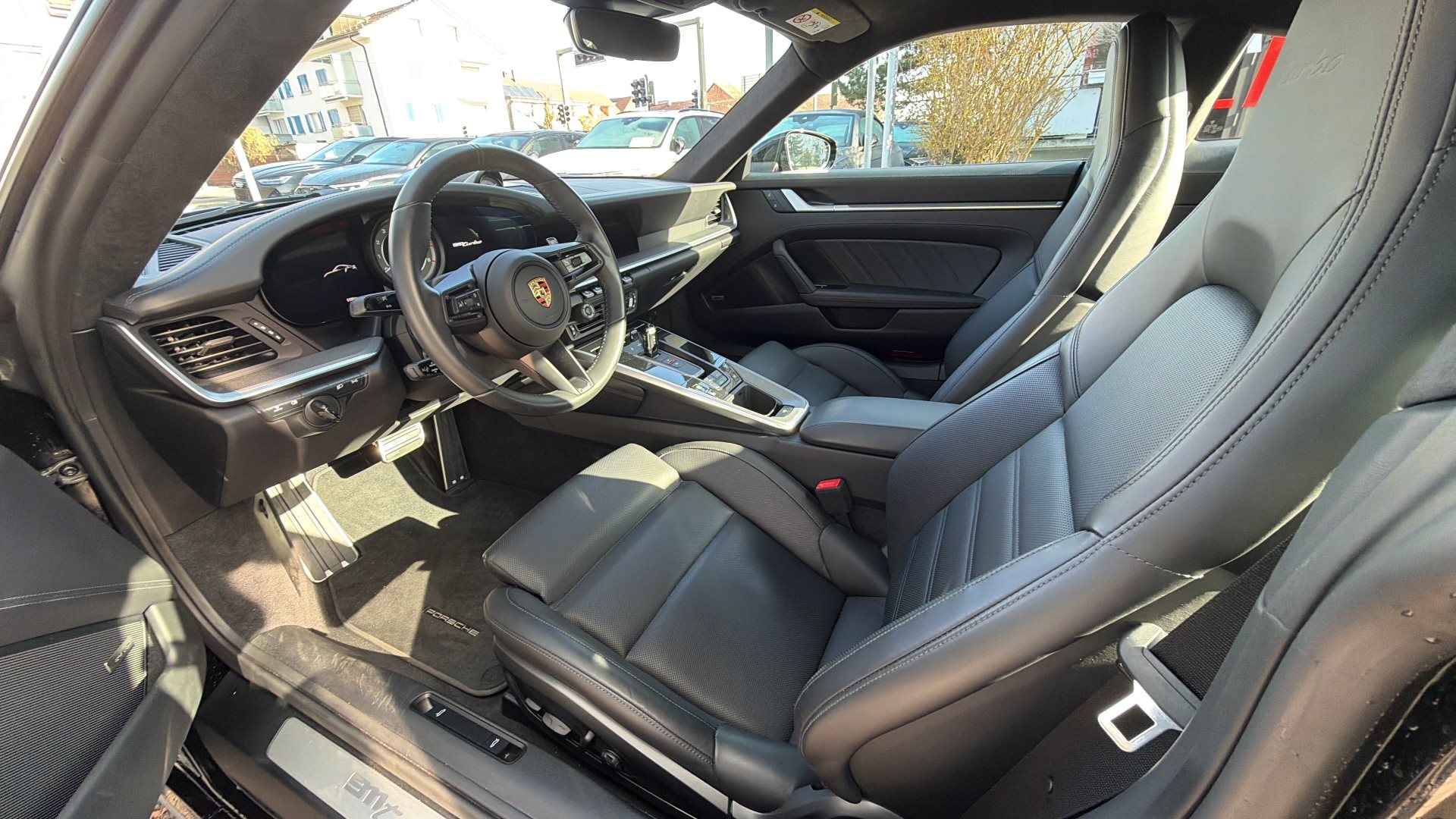 PORSCHE 911 Turbo 3.8 PDK 580 PS *** TOPAUSSTATTUNG MIT APPROVED ***-image-7