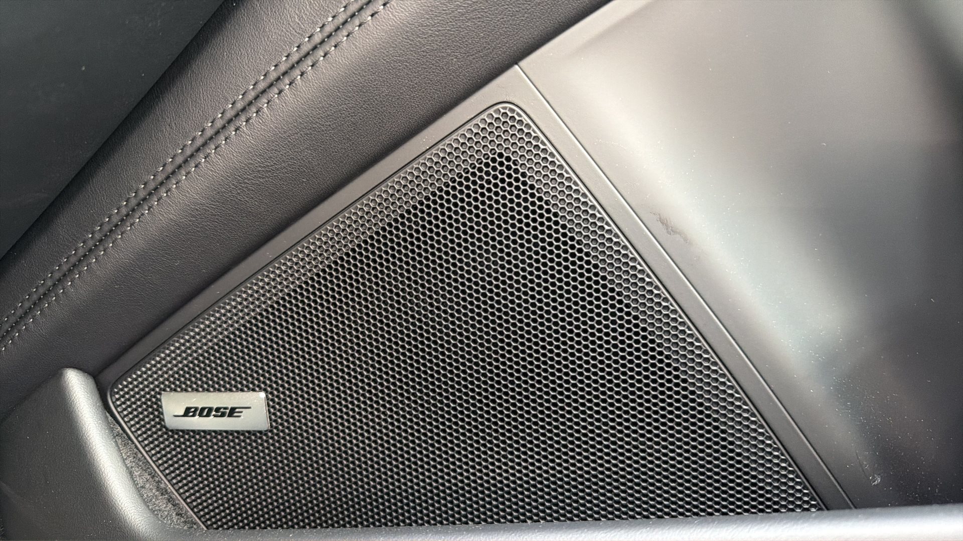 PORSCHE 911 Turbo 3.8 PDK 580 PS *** TOPAUSSTATTUNG MIT APPROVED ***-image-17