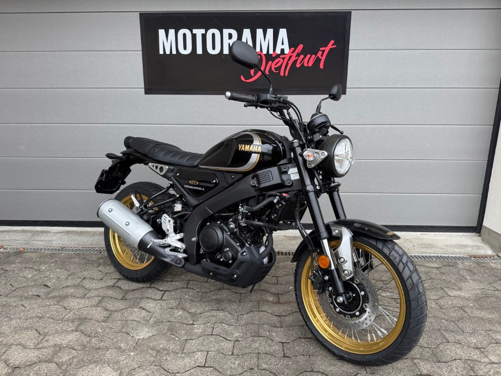 YAMAHA XSR 125 Legacy-image-1