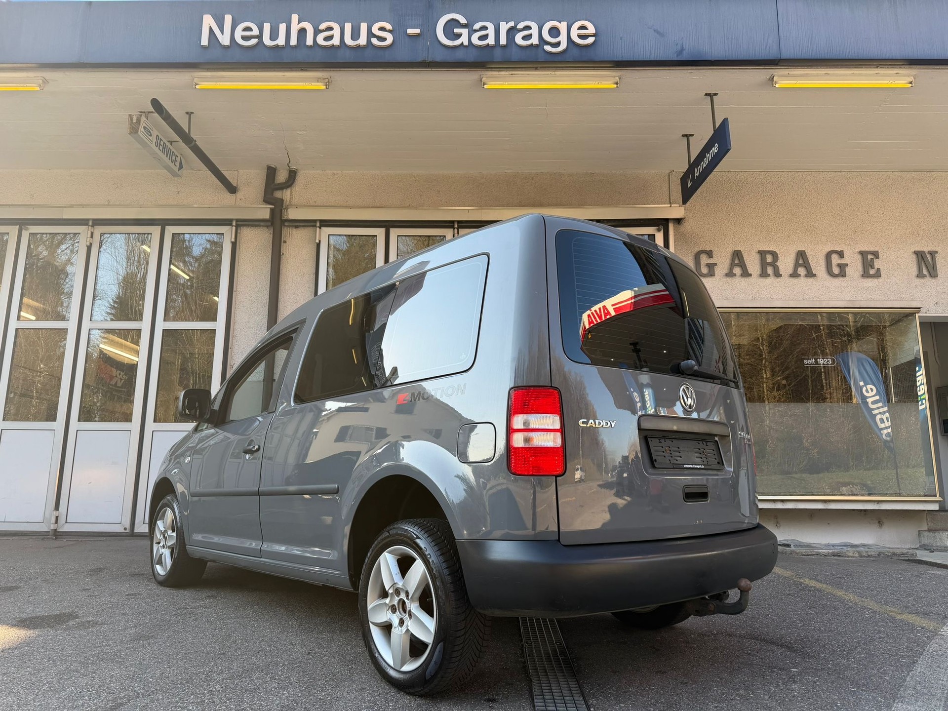 VW Caddy 2.0 TDI 4Motion-showroom-element-3