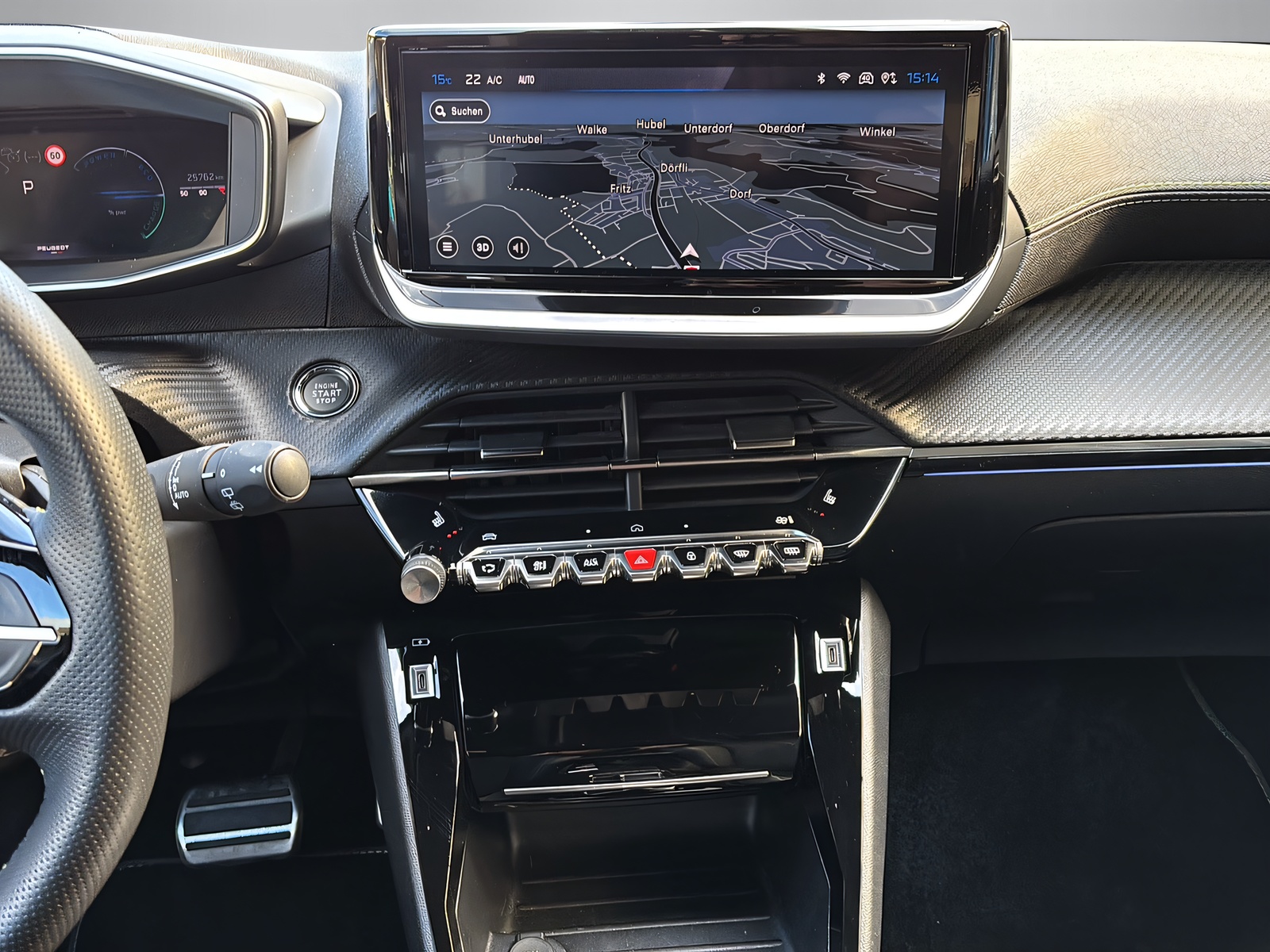 PEUGEOT 2008 1.2 Hybrid 145 GT-image-14