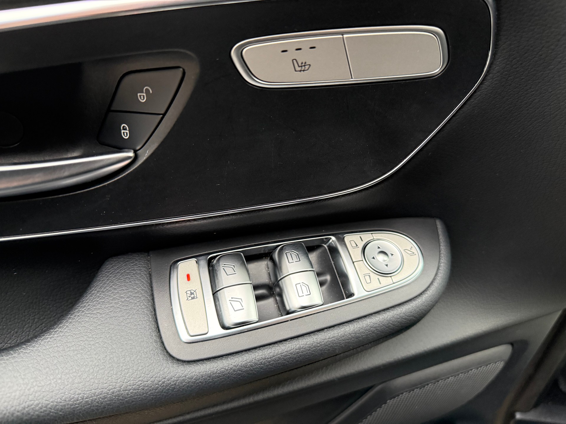 MERCEDES-BENZ V 250 d lang Trend 8 POSTI 4Matic 9G-Tronic-image-11