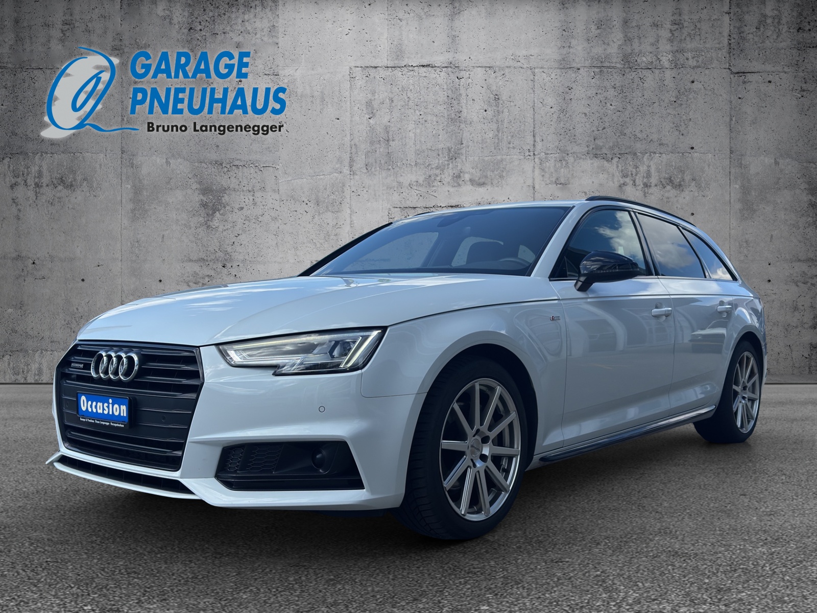 AUDI A4 Avant 2.0 TDI Sport quattro S-tronic-showroom-element-3