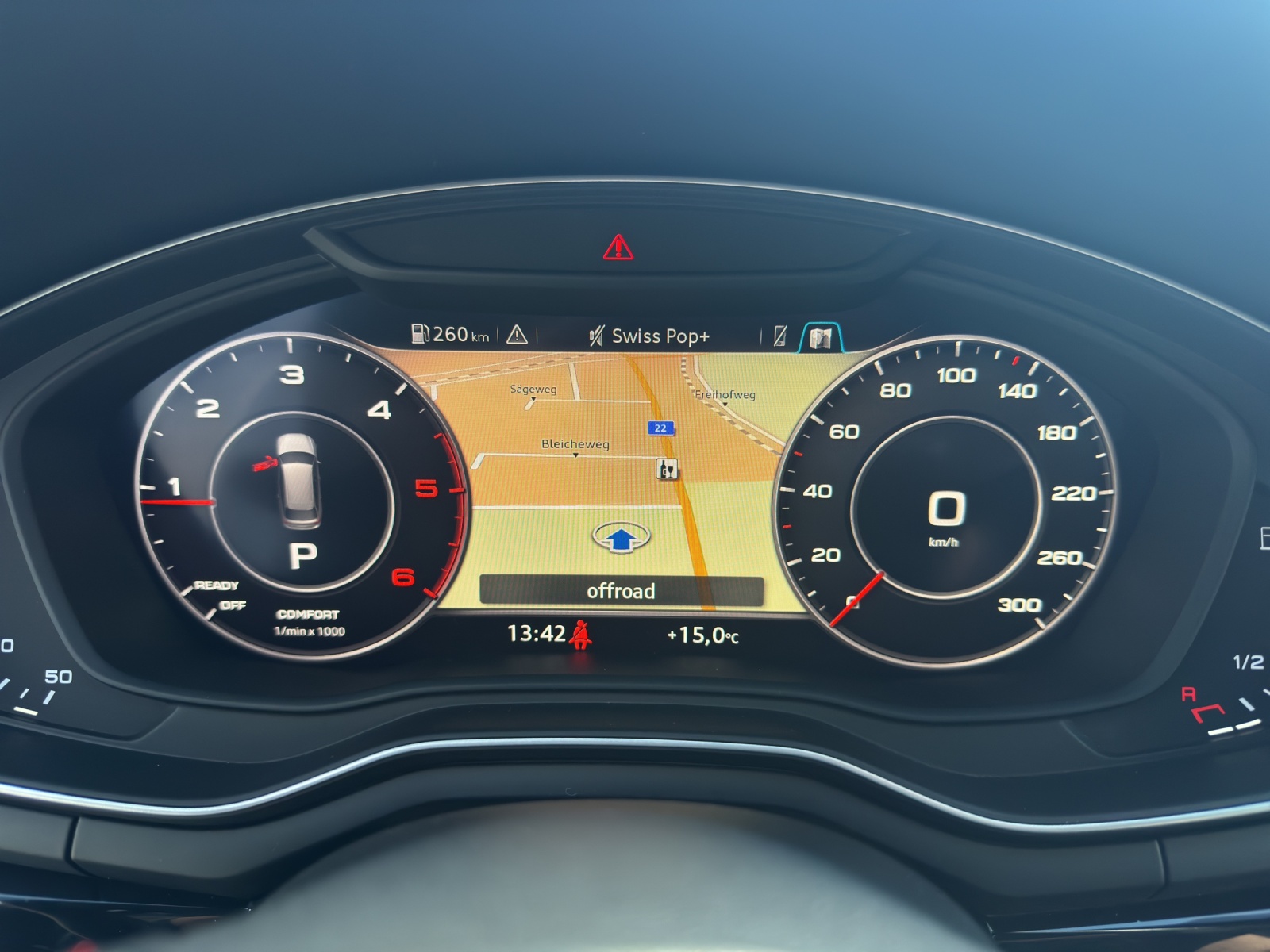 AUDI A4 Avant 2.0 TDI Sport quattro S-tronic-image-23