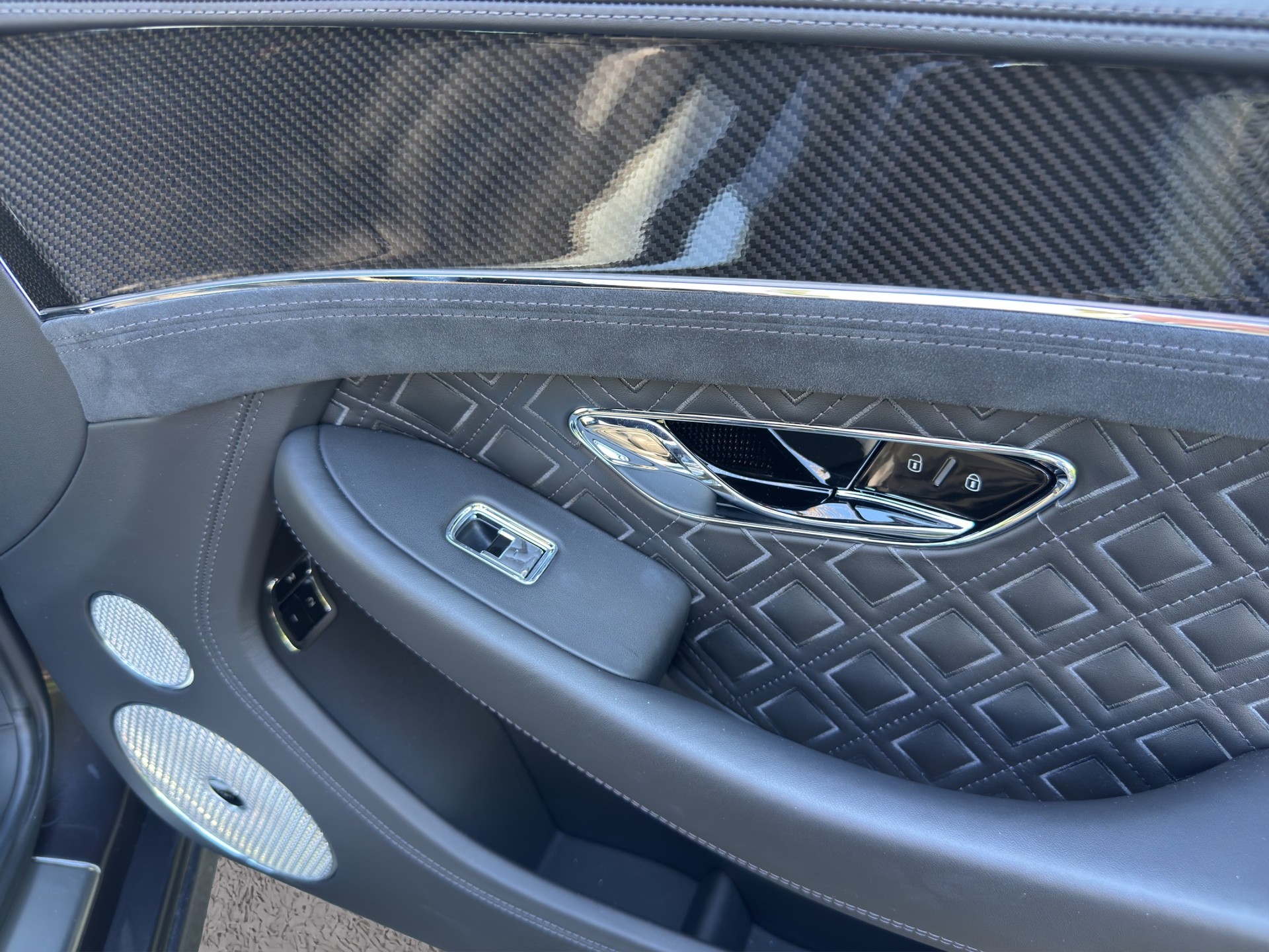 BENTLEY Continental GT 6.0 W12 Speed-image-24