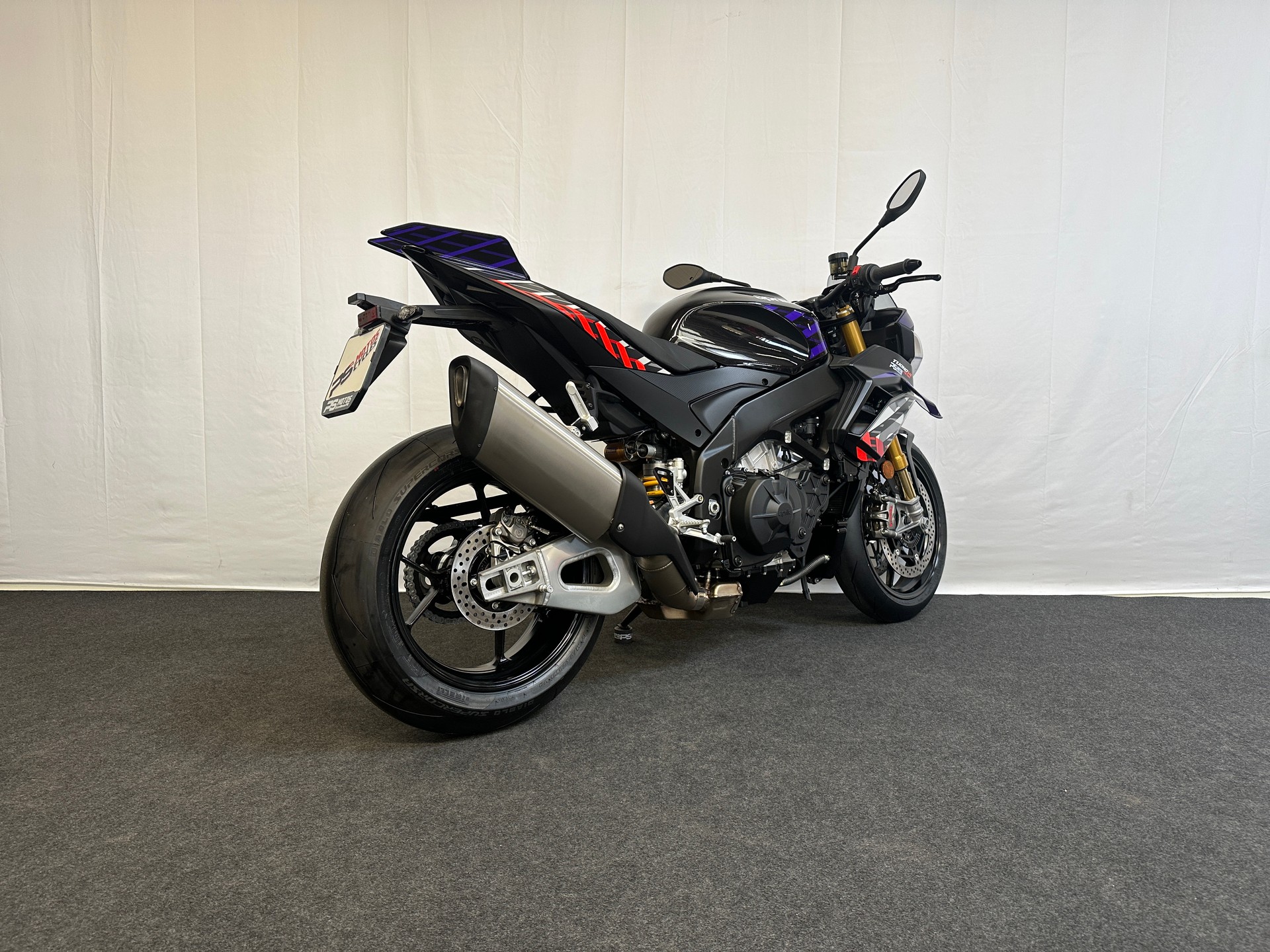 APRILIA Tuono V4 1100 E5+ Factory-image-6