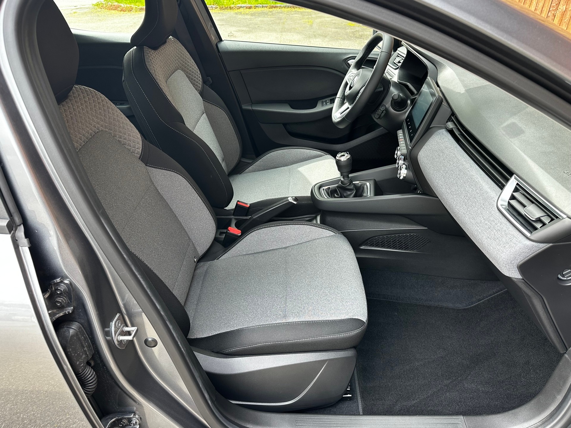 MITSUBISHI COLT 1.0 Instyle-image-11