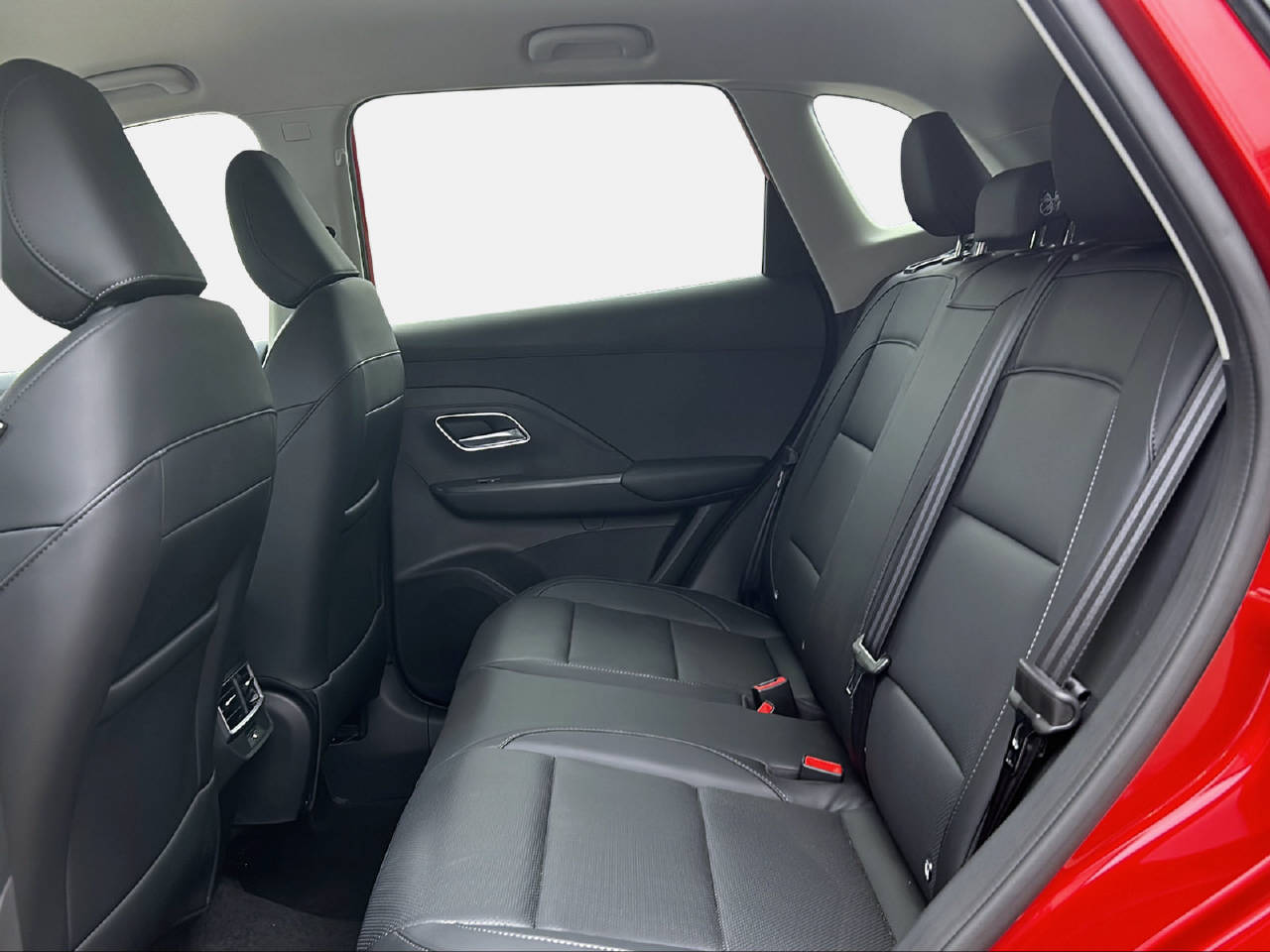 MG ZS 1.5 Hybrid+ Luxury-image-12