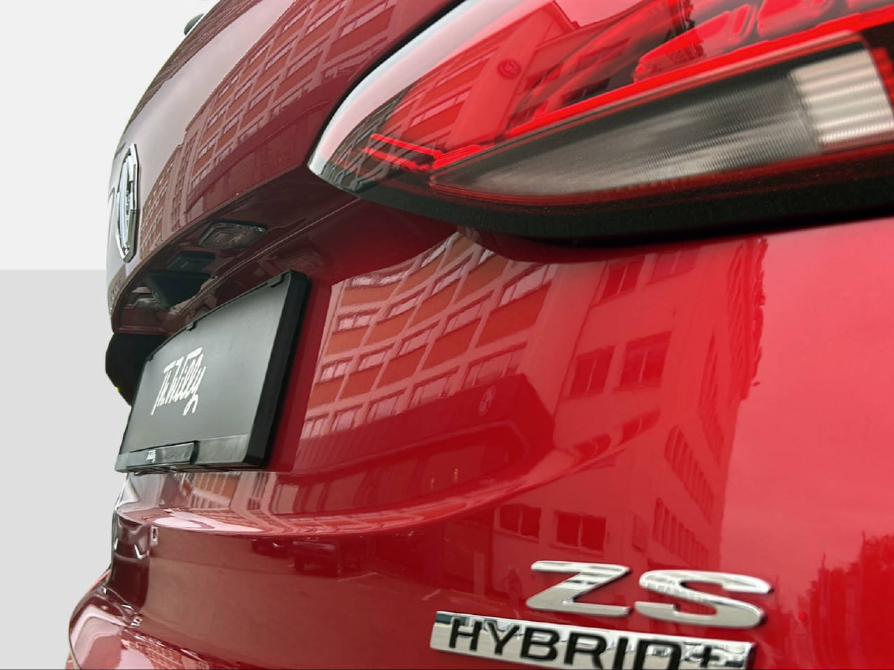 MG ZS 1.5 Hybrid+ Luxury-image-14