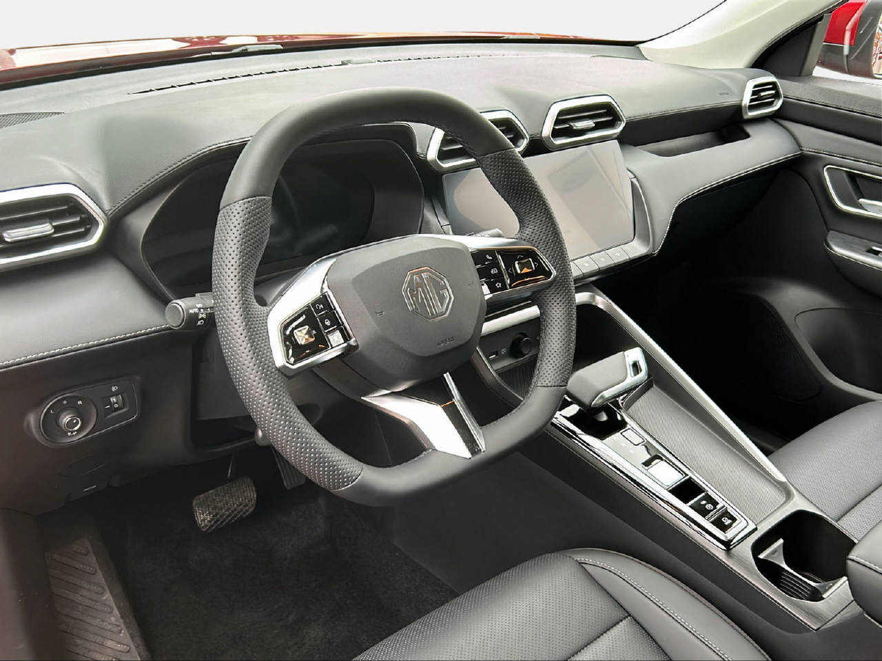 MG ZS 1.5 Hybrid+ Luxury-image-10