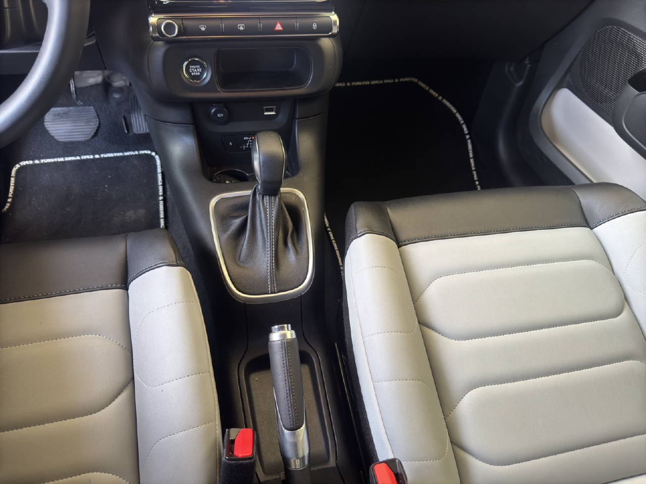 CITROEN C3 1.2 PureTech Elle / Automat-image-15