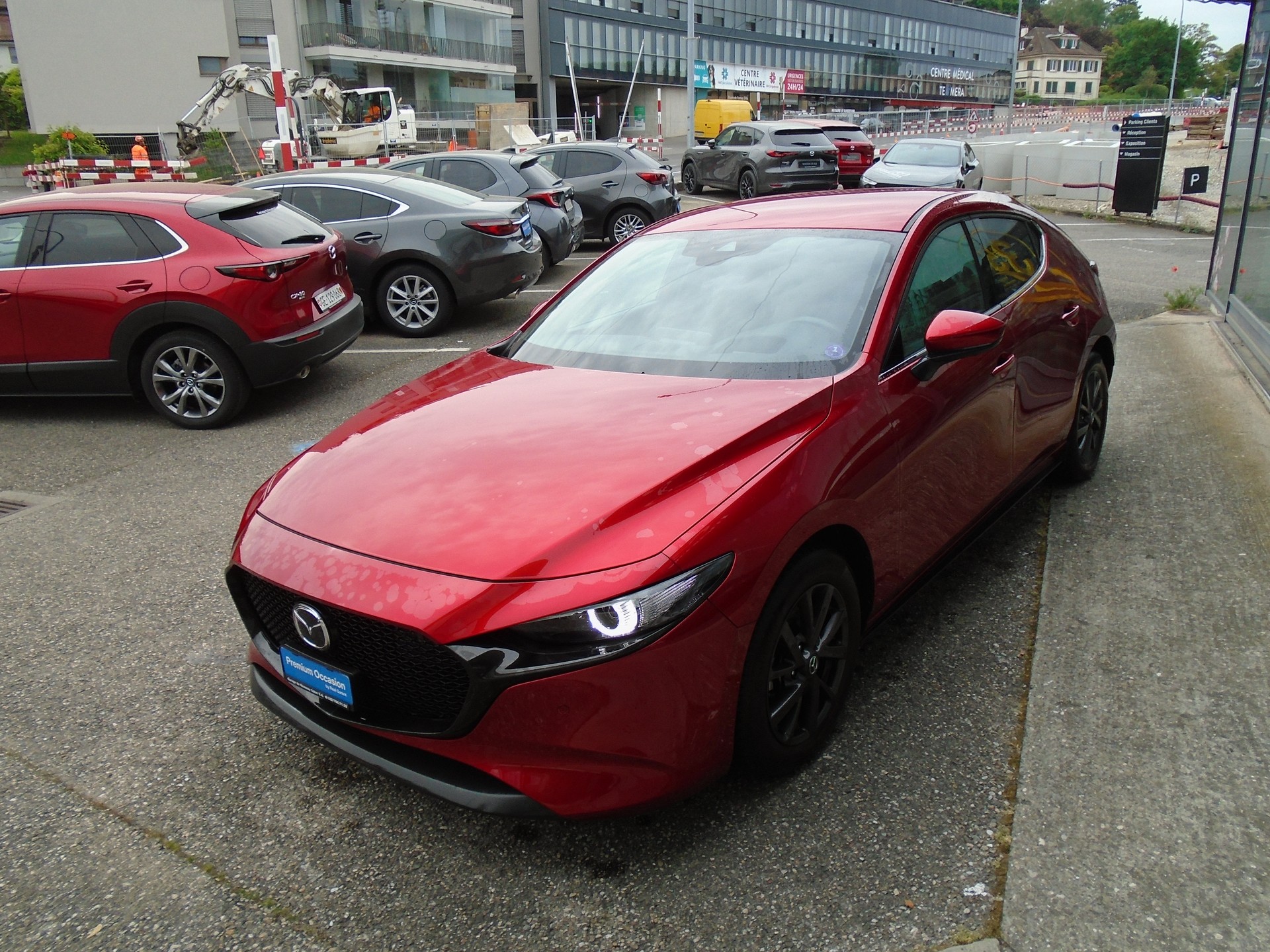 MAZDA 3 Hatchback SKYACTIV-X M Hybrid 186 Revolution Automat-image-1