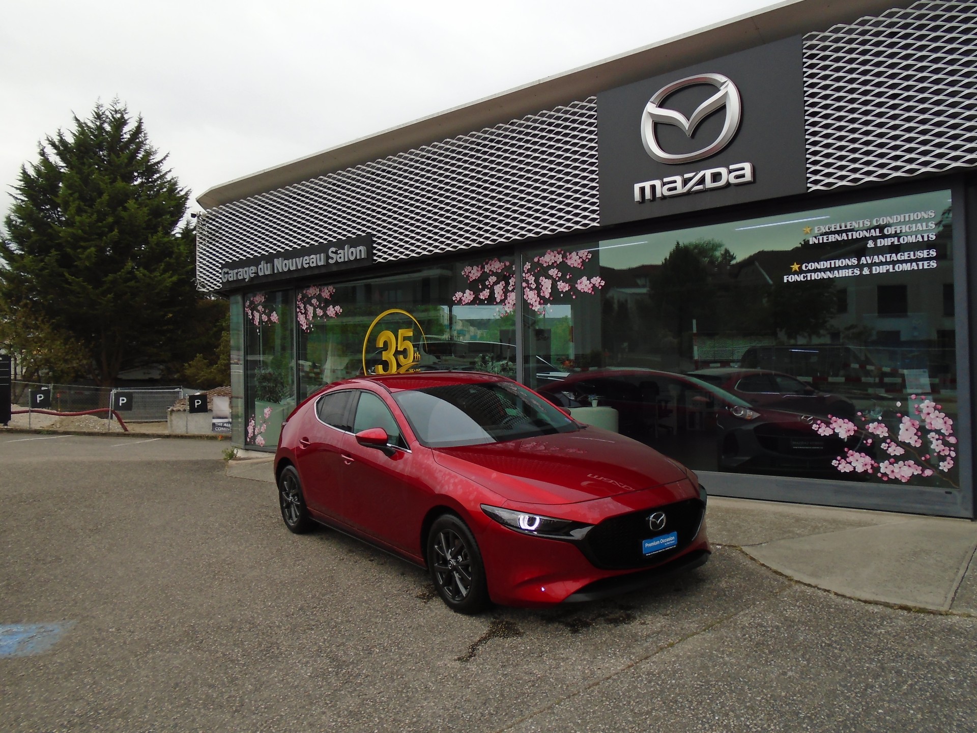 MAZDA 3 Hatchback SKYACTIV-X M Hybrid 186 Revolution Automat-image-11